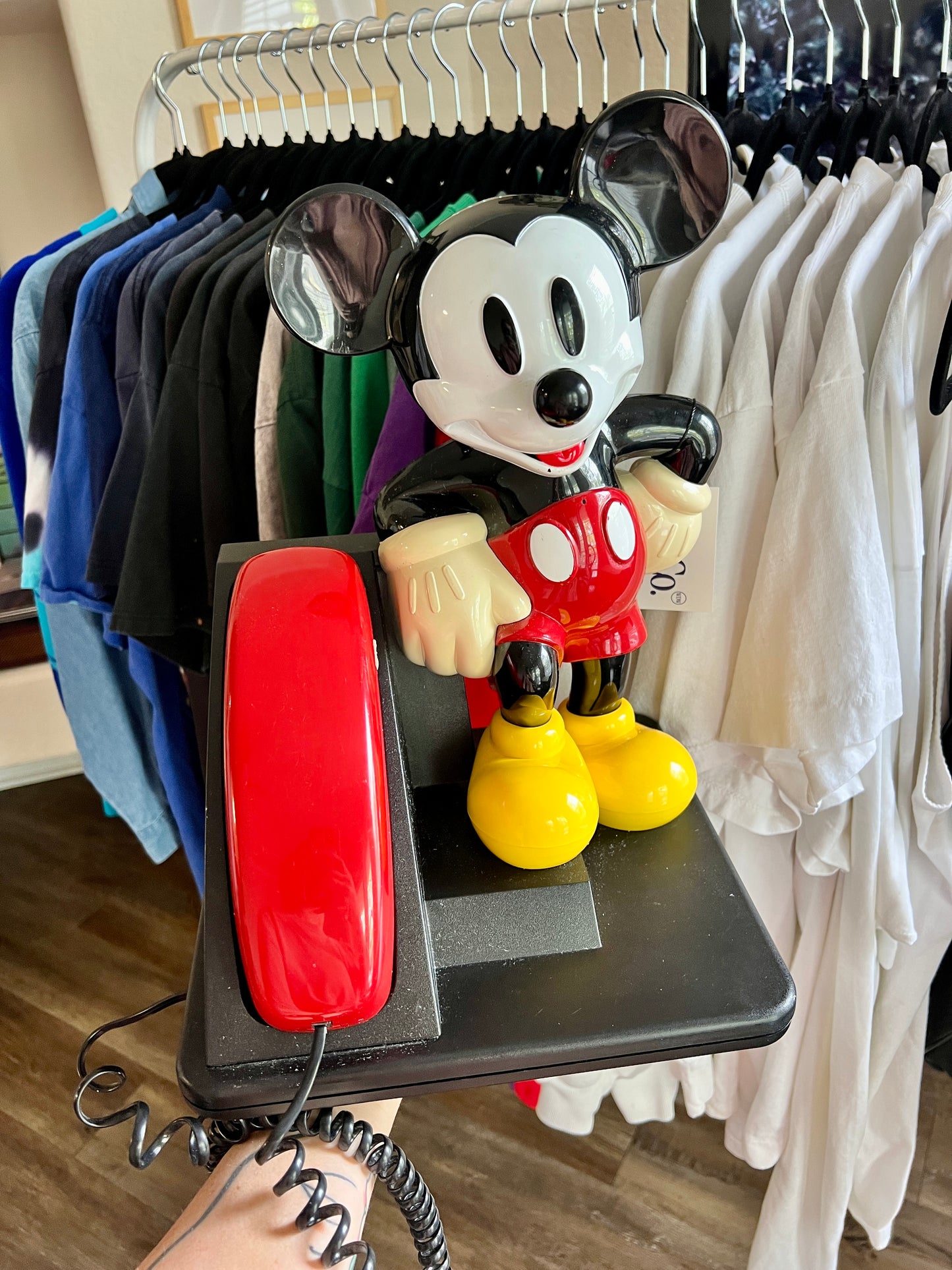 742 - Mickey Phone Red