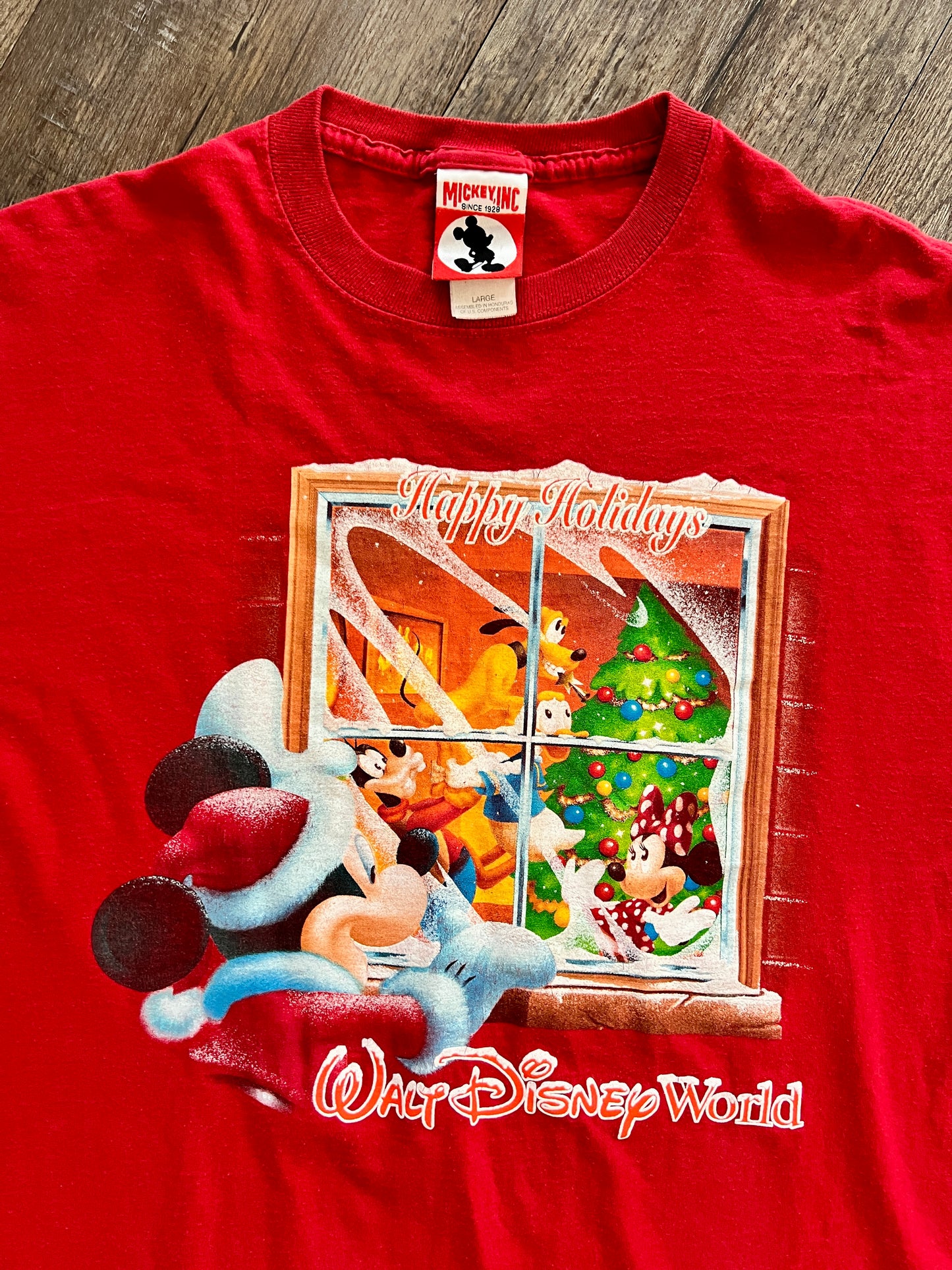 900 - Red Happy Holidays Window WDW Logo Shirt - L