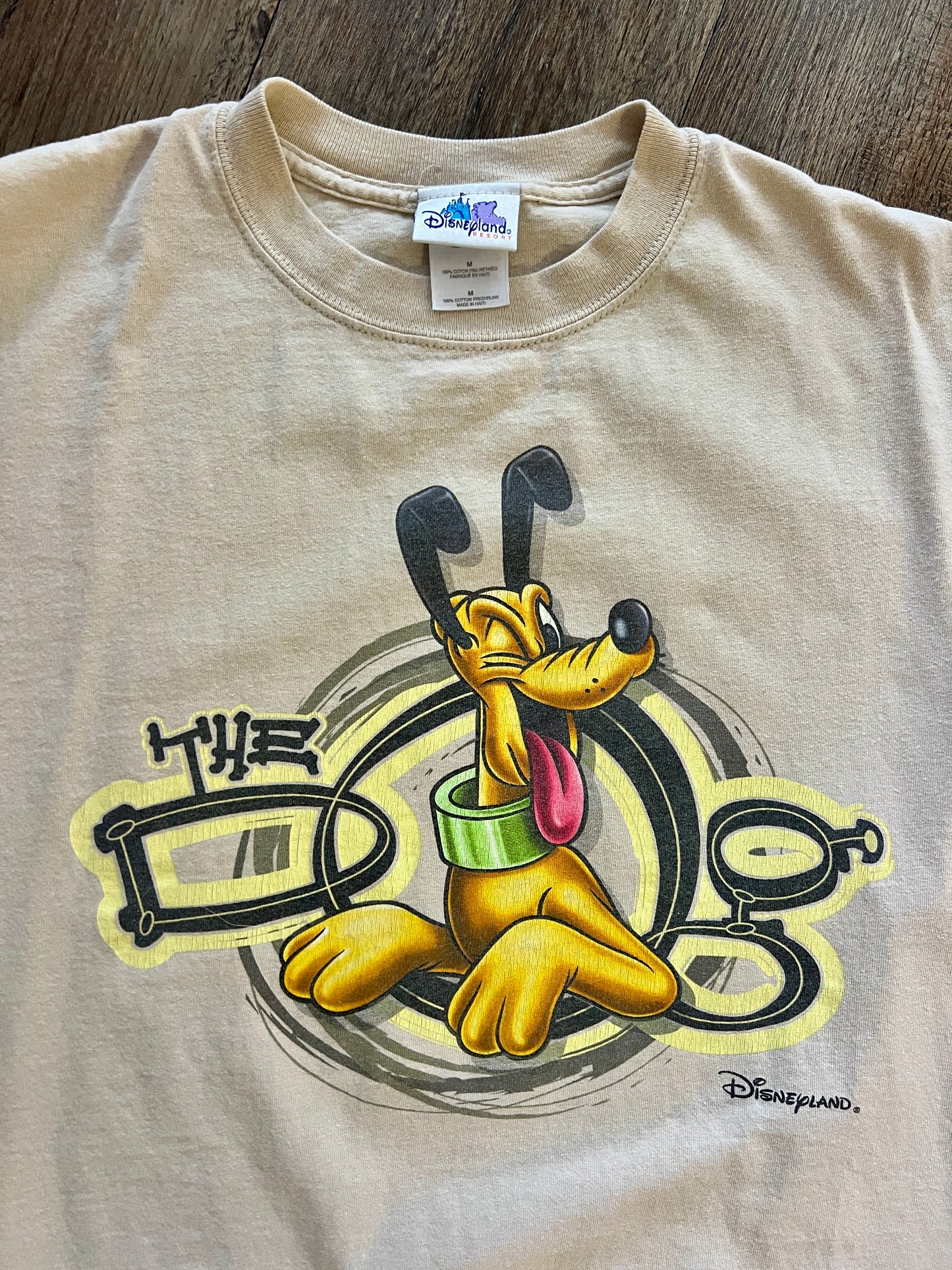 921 -Tan Winking Pluto The Dog Shirt - M