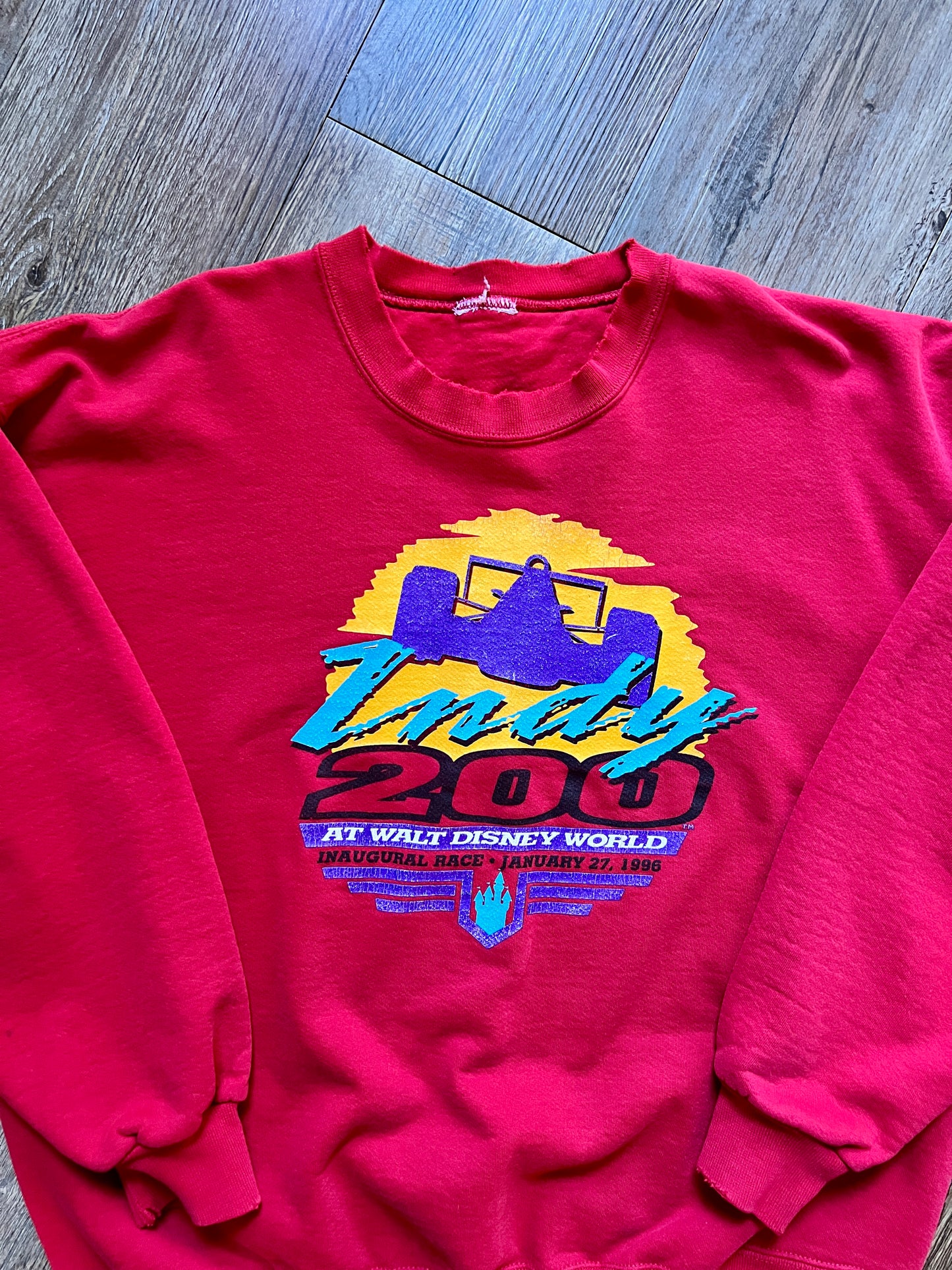 479 -Red 1996 Indy 200 WDW Crewneck - L
