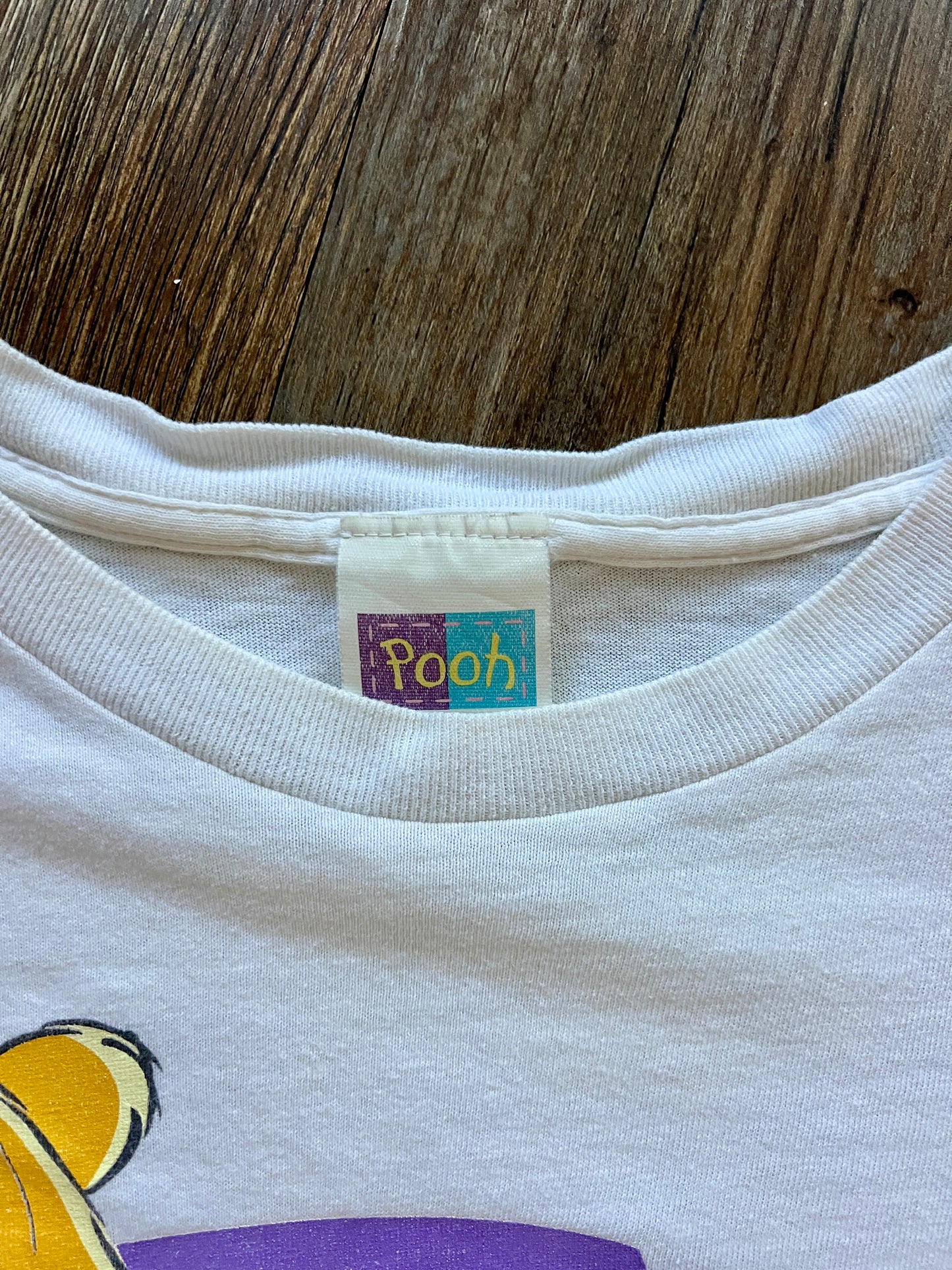 556 -White WTP Little Bear Big Heart Tee - M