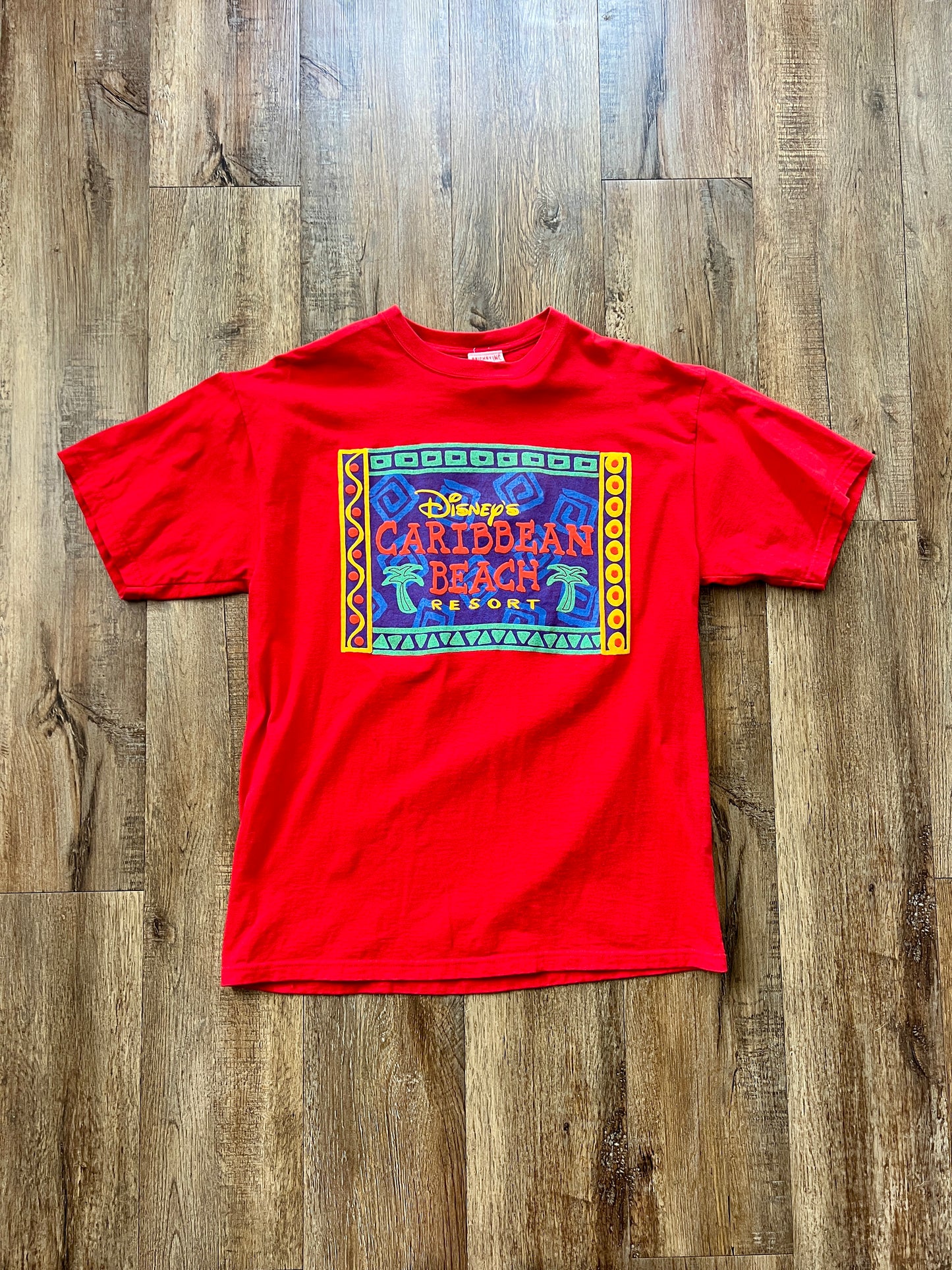 100 -Red Caribbean Beach Logo Shirt - L