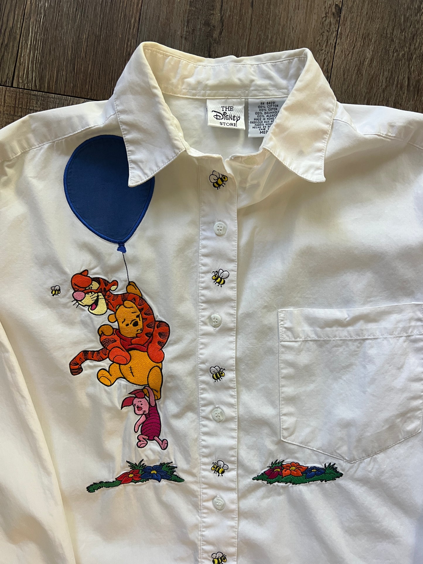 629 -White Embroidered Winnie The Pooh Balloon Button Up - M