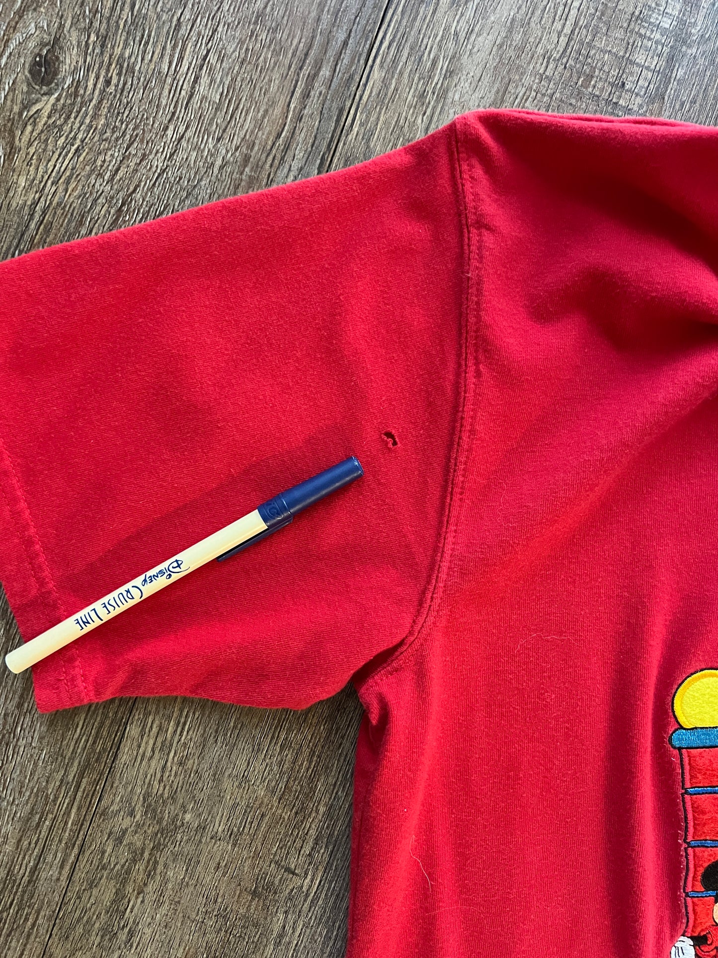 640 -Red Applique WDW Arches Tee - S