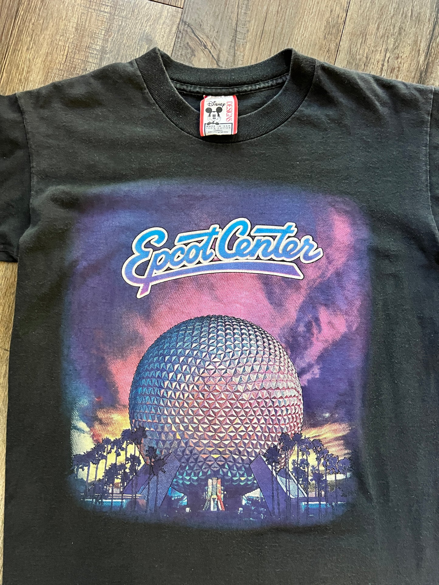 667 -Black EPCOT Center Spaceship Earth Tee - S