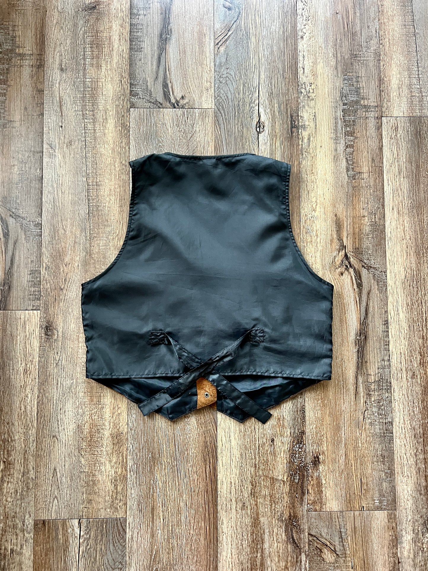 236 -Brown Suede Embroidered WTP Vest - M