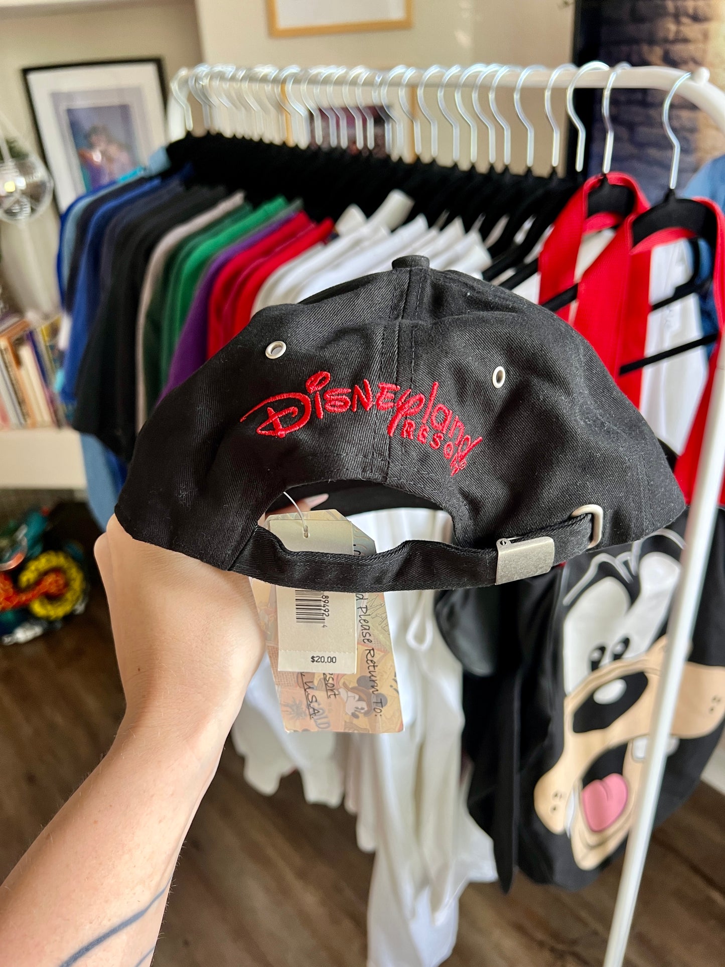 831 -NWT 2001 Disneyana Convention A Family Reunion Hat