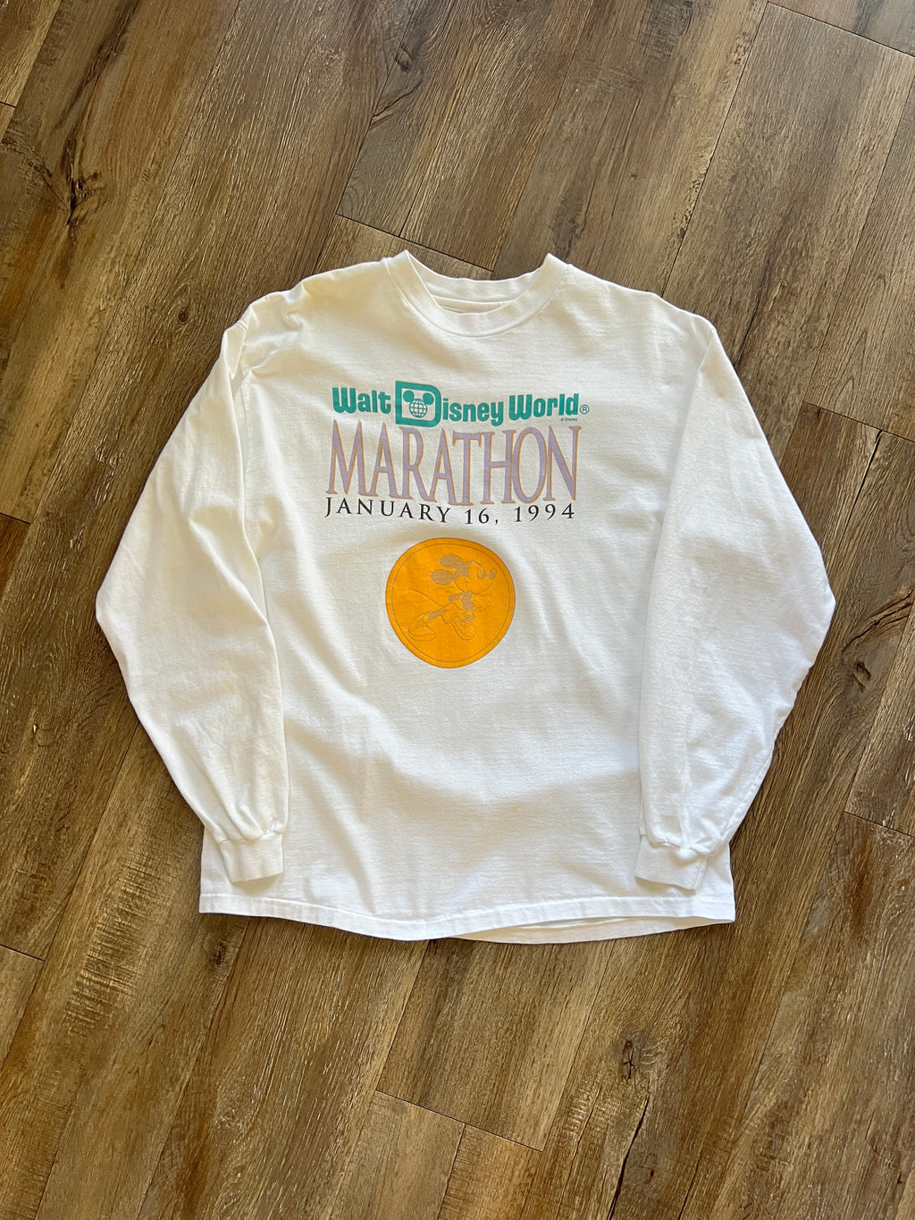 1247 -White 1994 WDW Marathon Staff Shirt - L