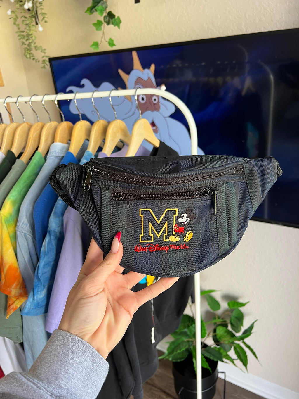 50 - Green Plaid WDW Parks Mickey Mouse M Fanny Pack