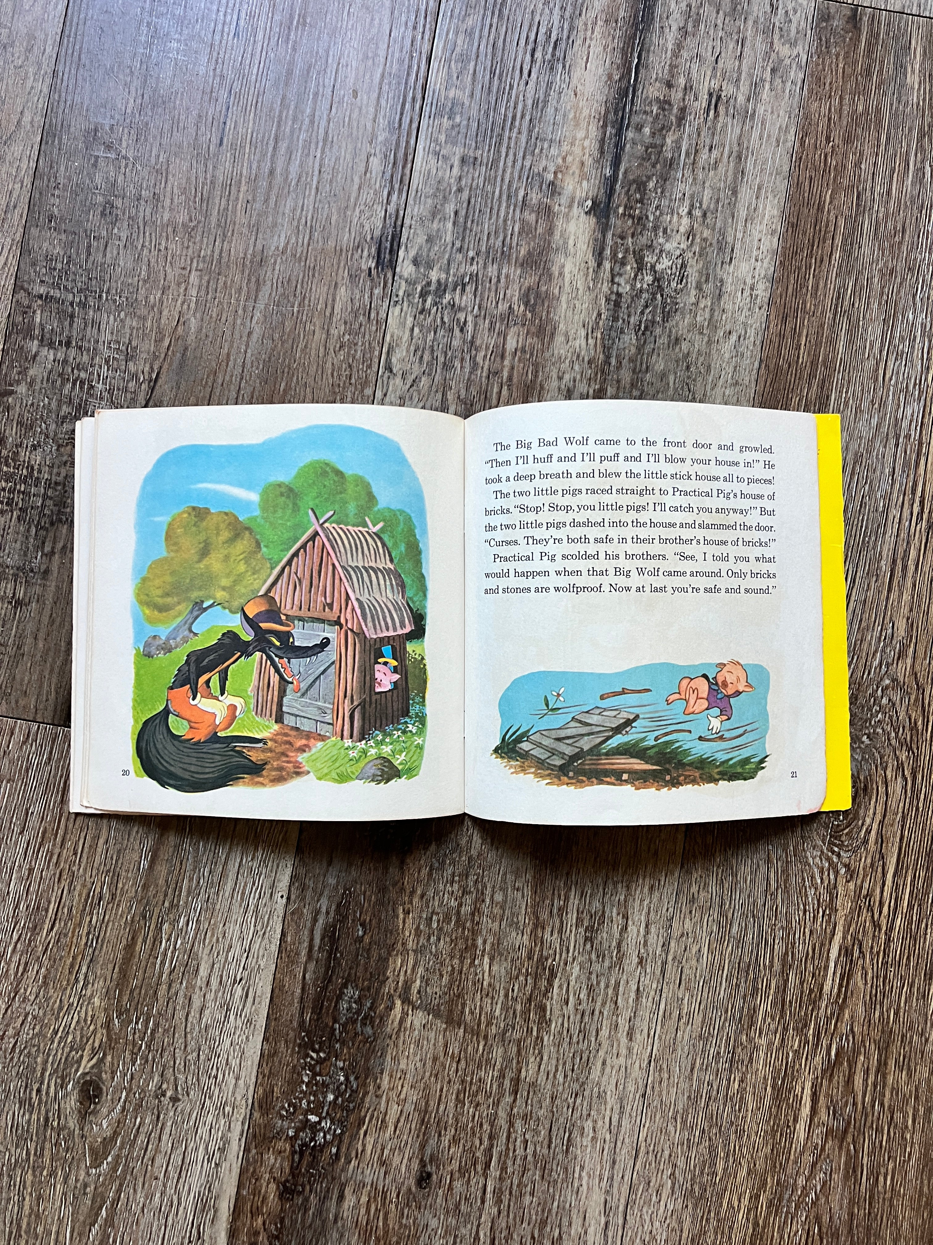 760 -The Three Little Pigs Vinyl Record 45