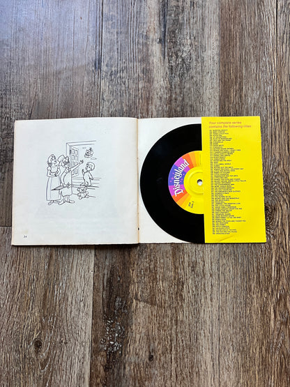 749 -The Story of Peter Pan Vinyl Record 45