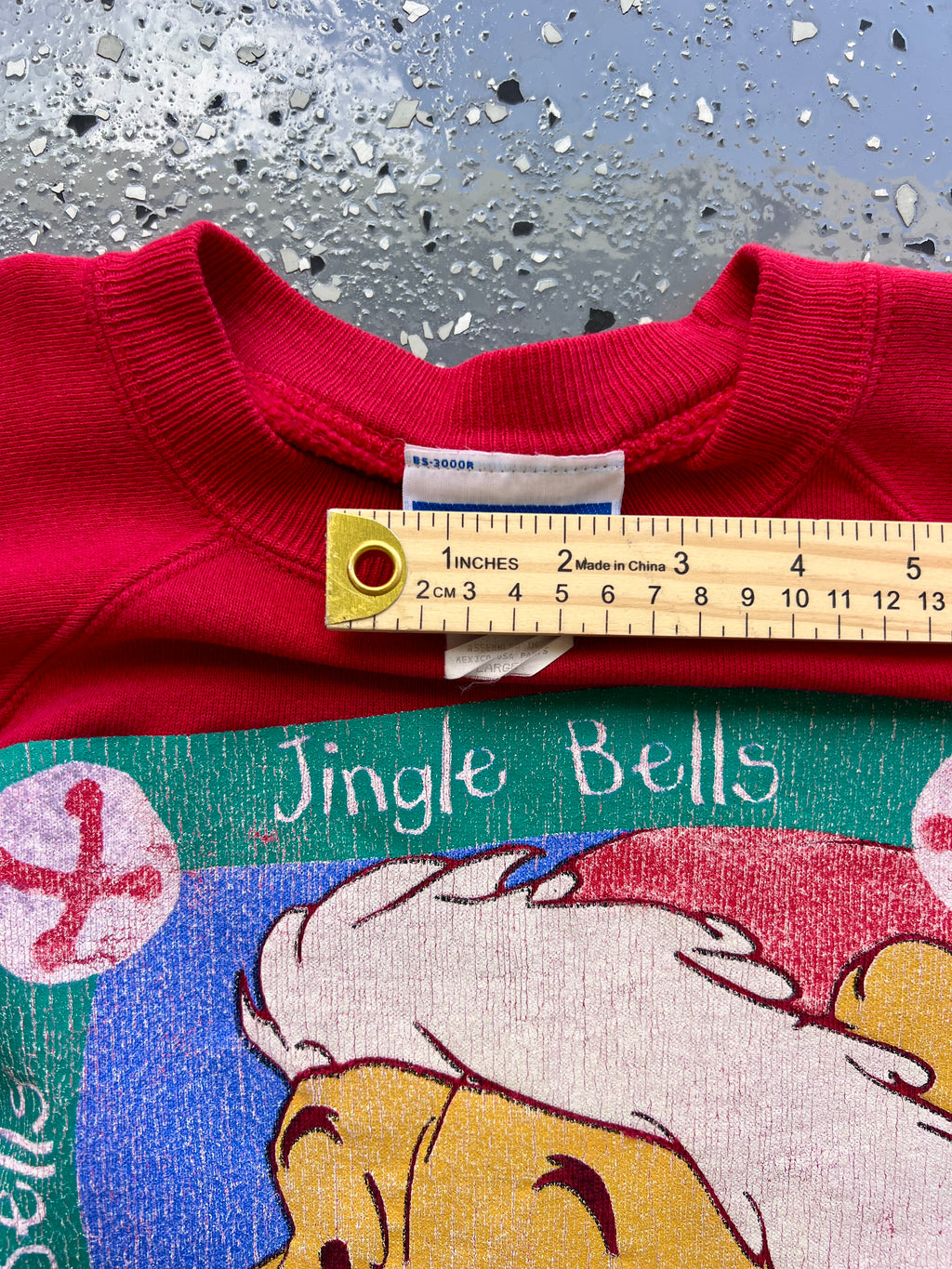 1482 - Red Winnie The Pooh Jingle Bells Crewneck - L