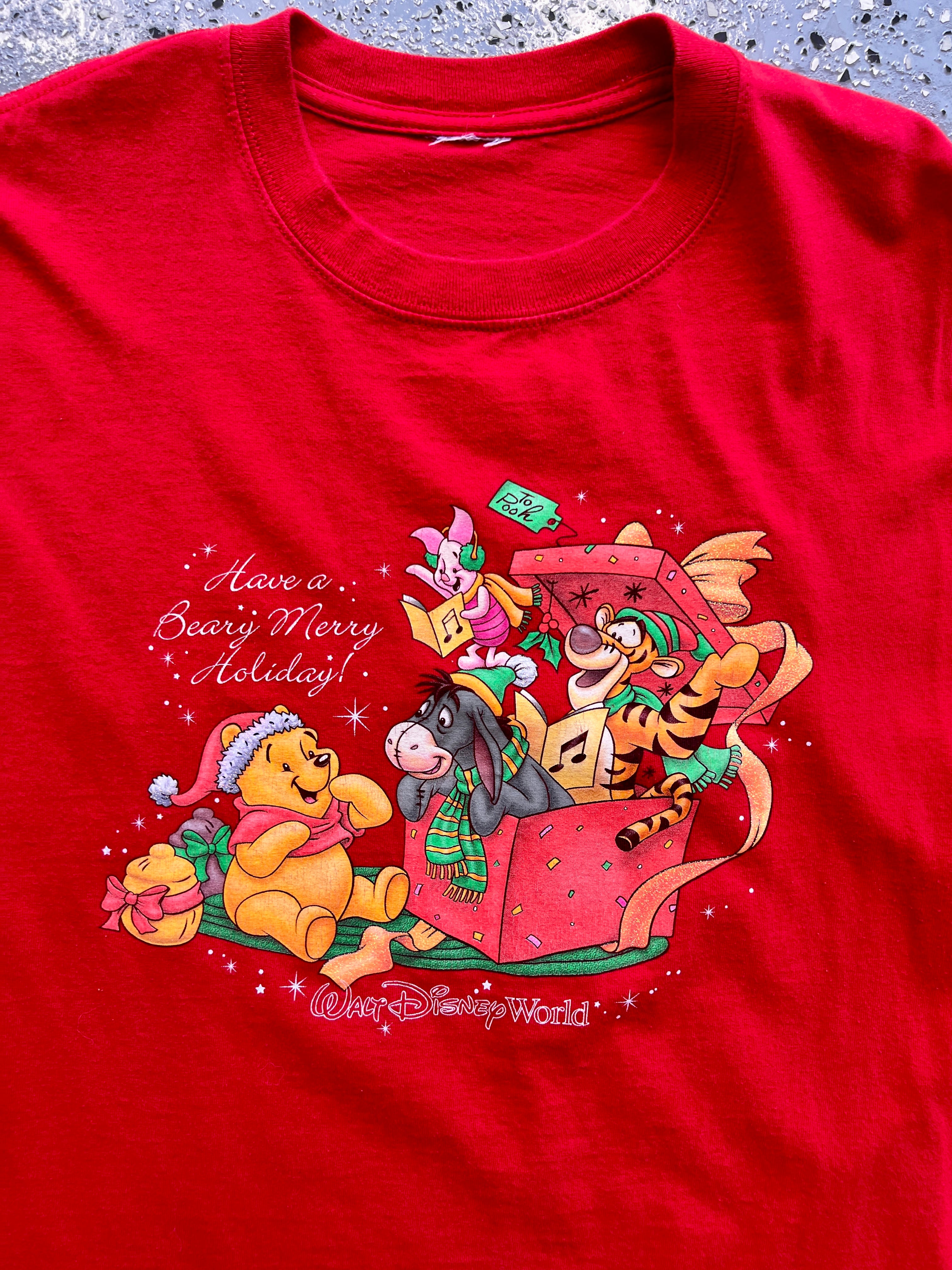 1490 - Red Winnie The Pooh Have A Beary Merry Holiday WDW Tee - NT / XL