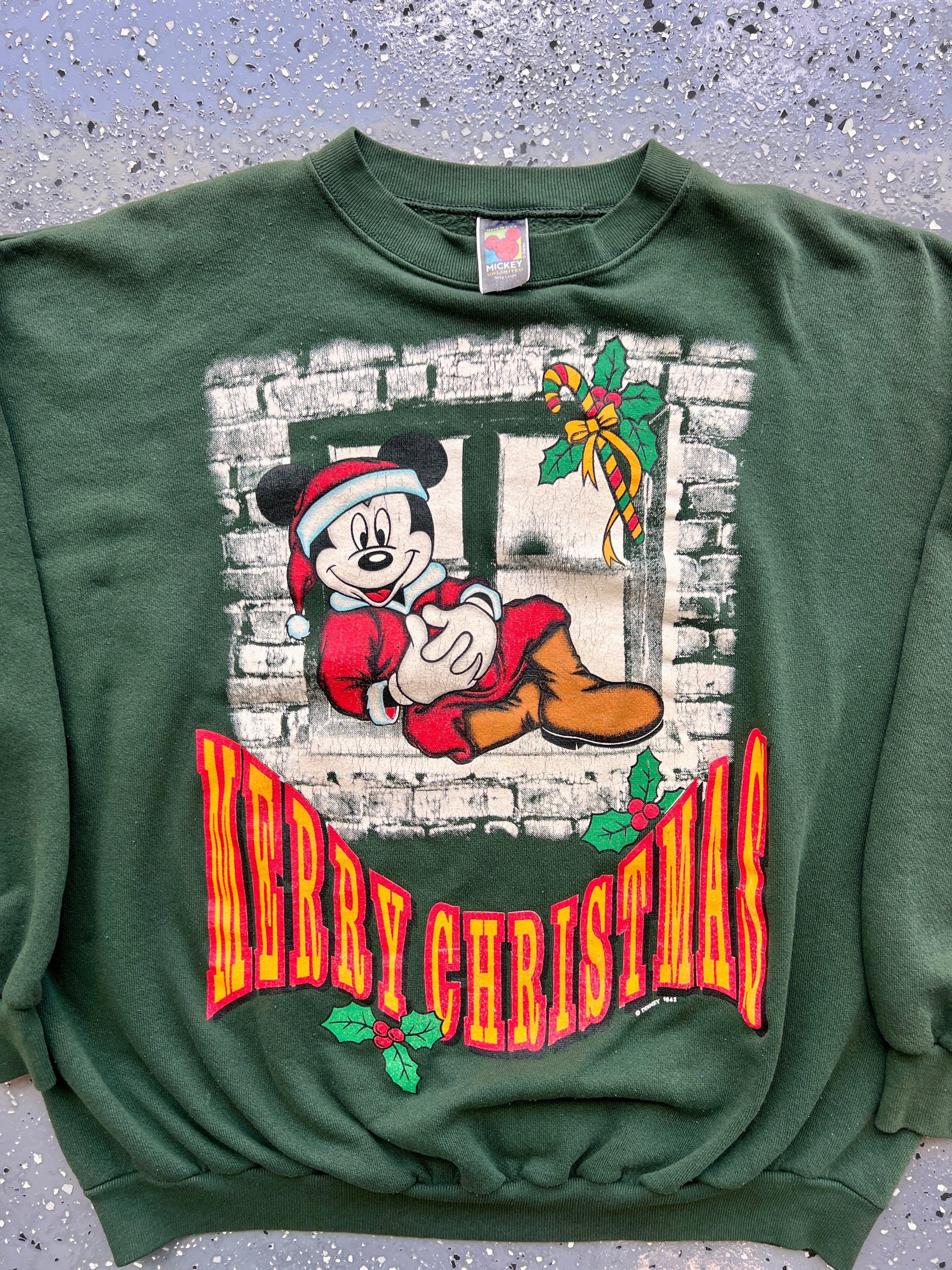 1497 - Green Santa Mickey Window Merry Christmas Crewneck - XL