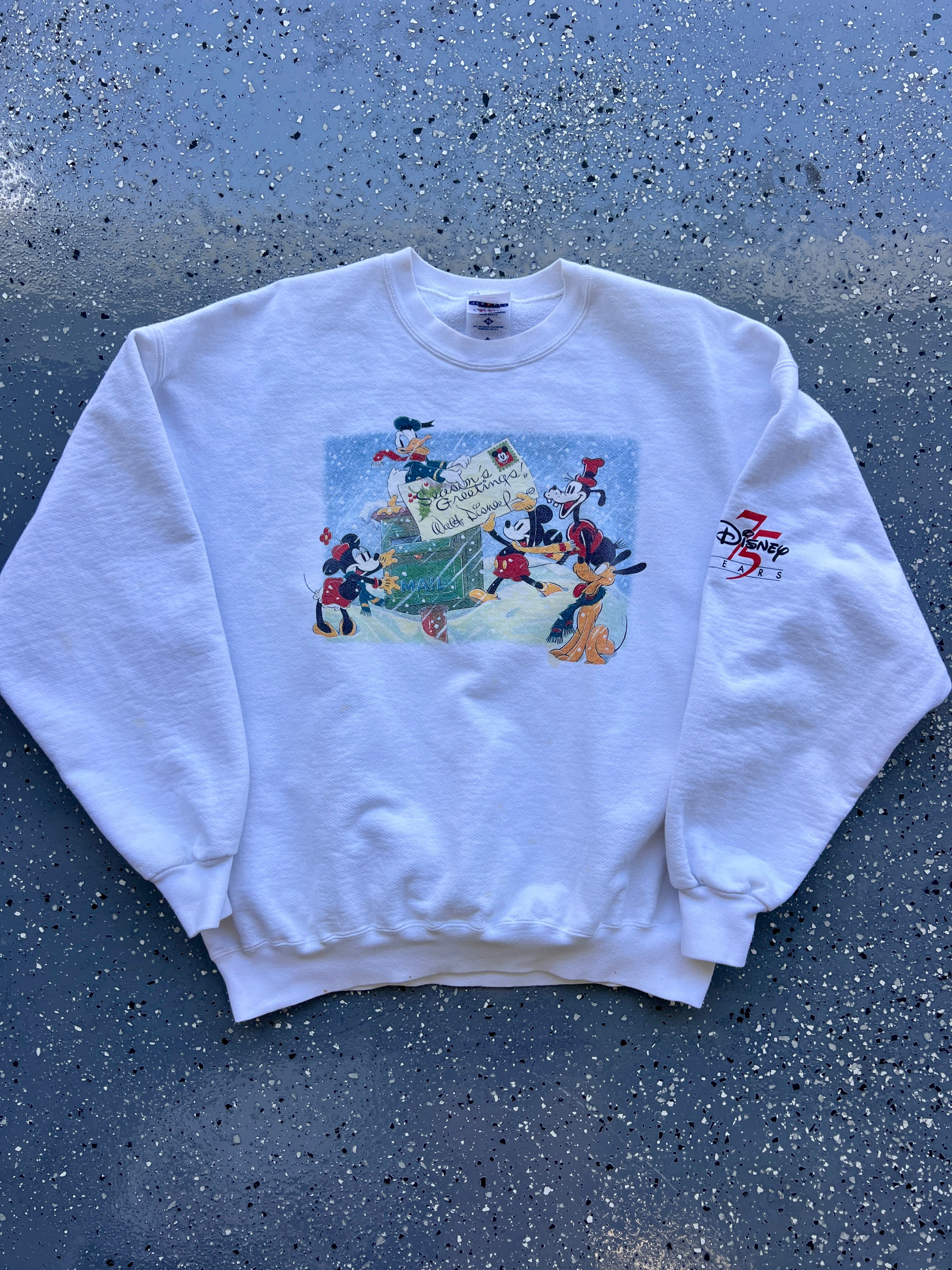 1502 - 1998 White Mickey & Friends Seasons Greetings Crewneck - XL