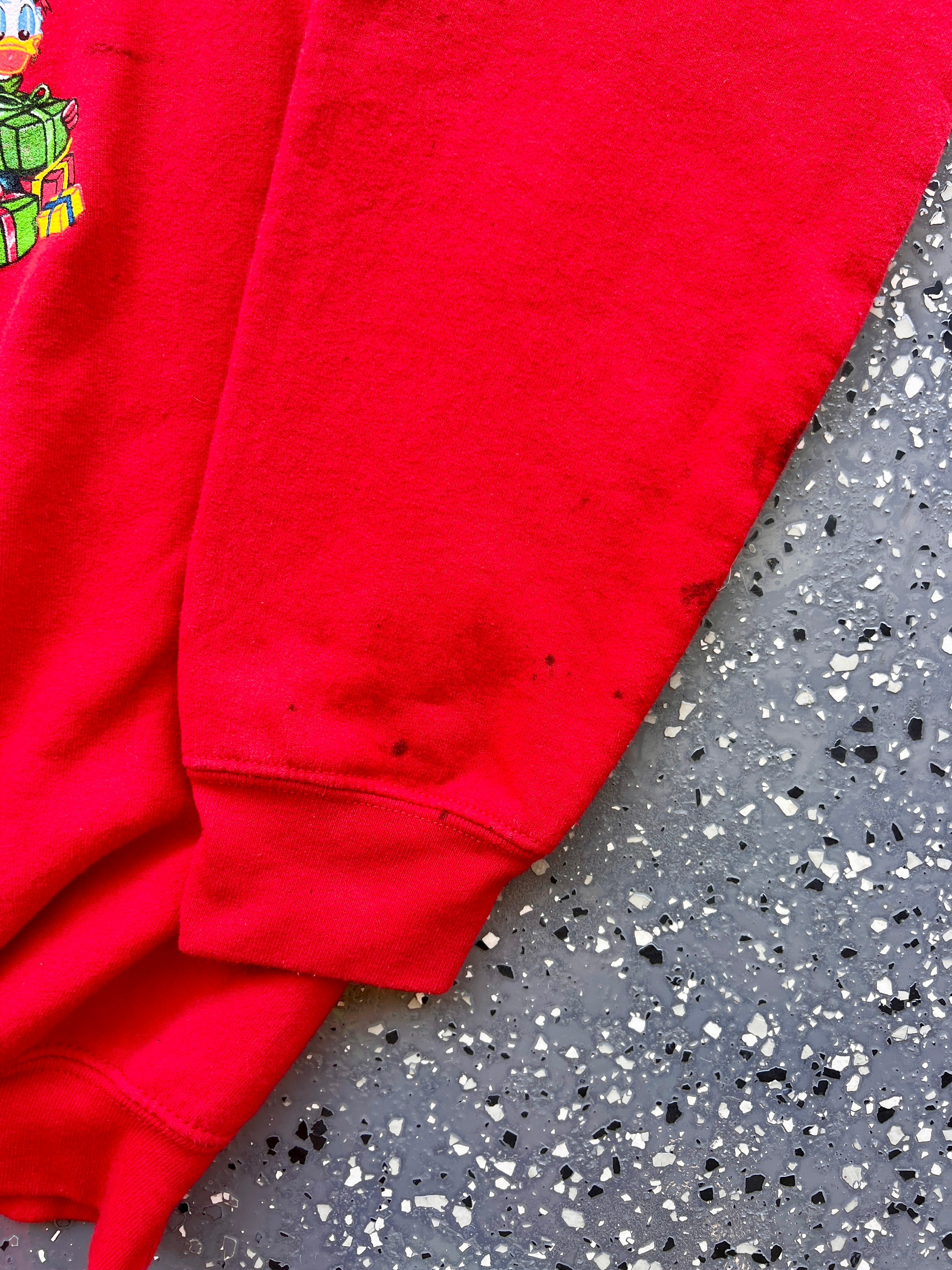 1512 - Red 2007 Mickey's Very Merry Christmas Party Crewneck - L