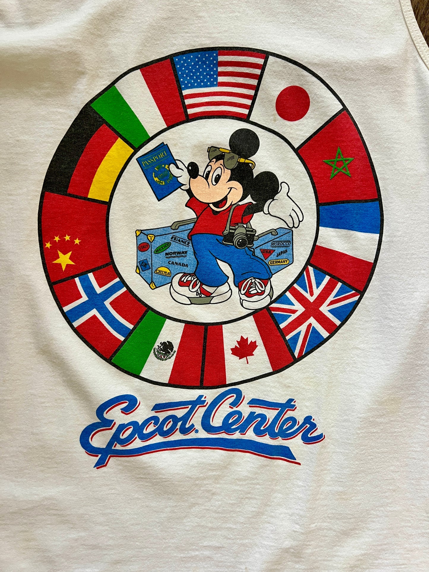 850 -White EPCOT Center Tourist Mickey Tank Top - L