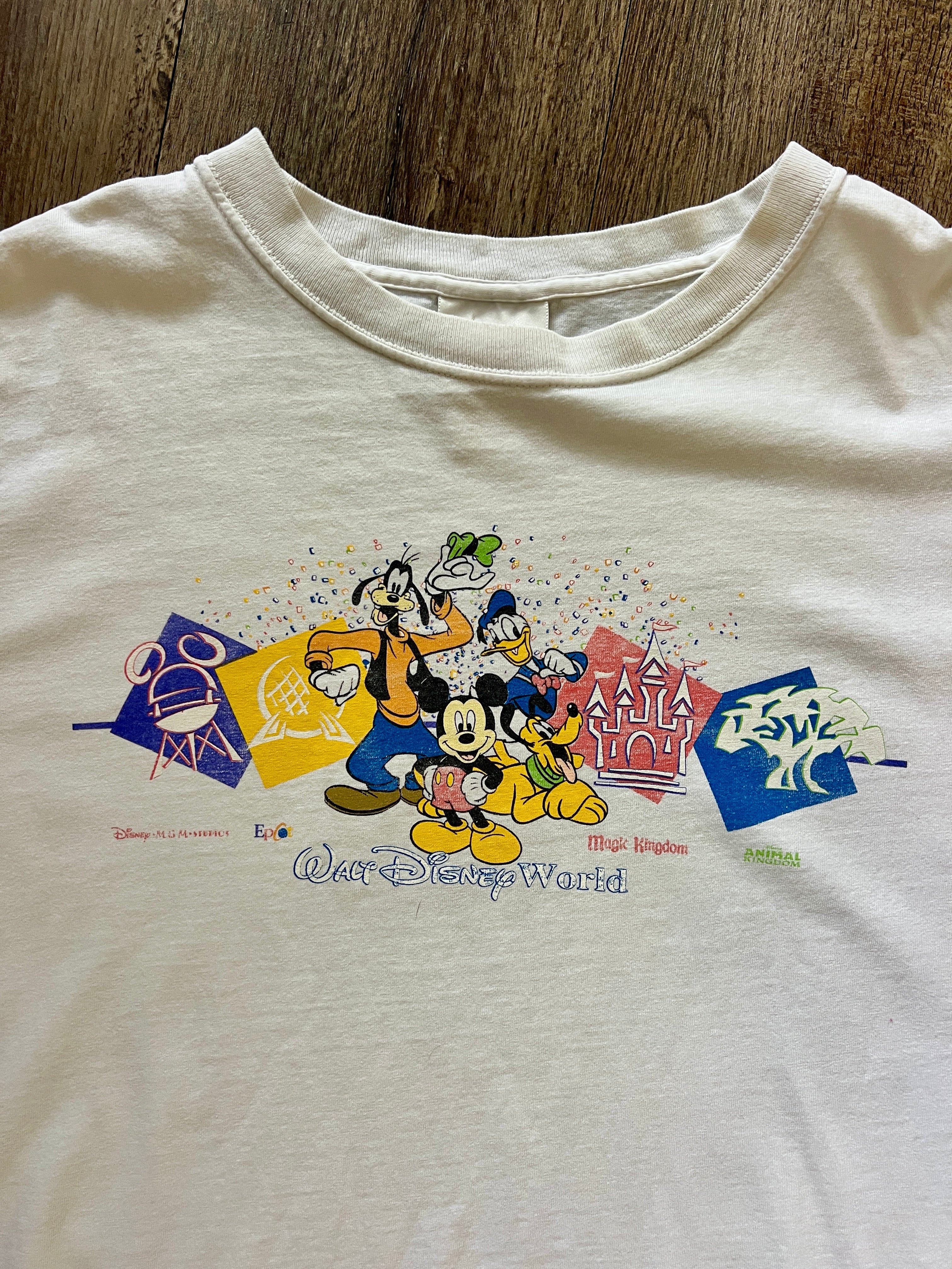 851 - White 4 Parks WDW Goofy, Donald, Mickey, Pluto Shirt - XL