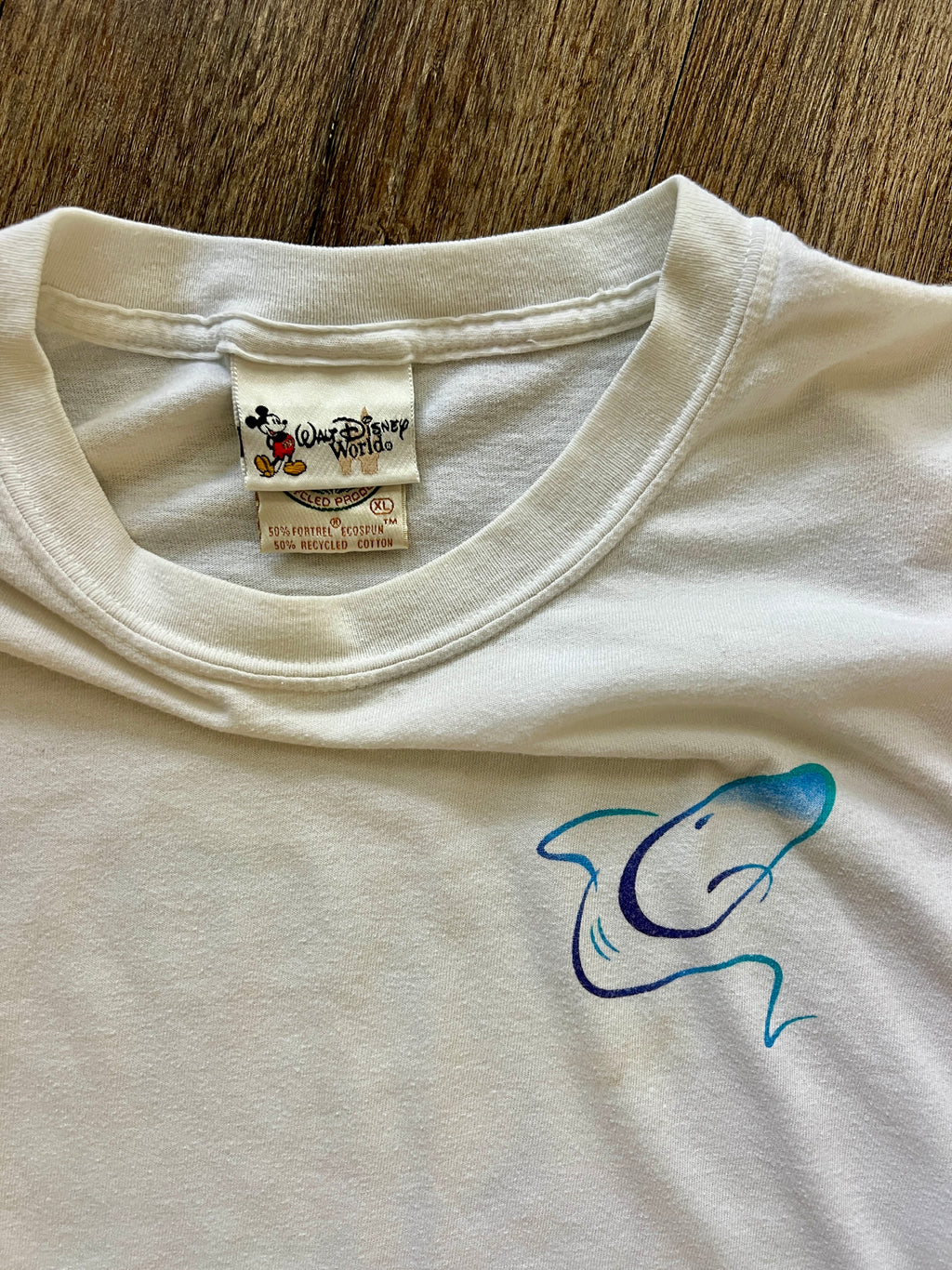 860 - White EPCOT Dive Quest Shirt - XL