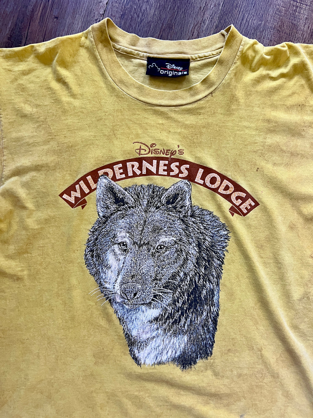 863 - Yellow Wilderness Lodge Wolf Shirt - XL