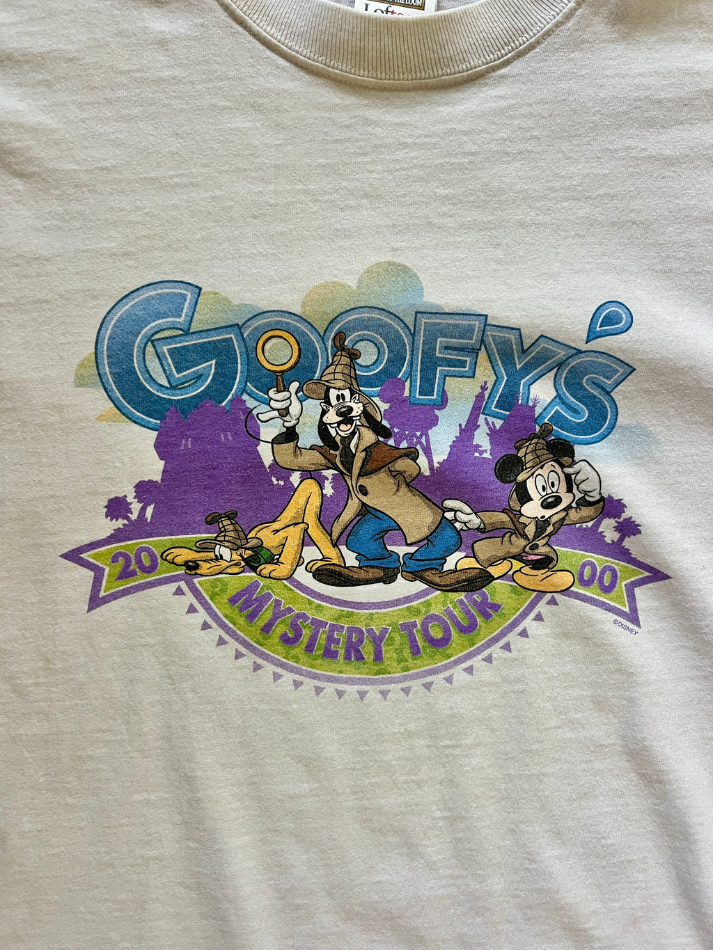 865 -White 2000 Goofy's Mystery Tour Shirt - XL