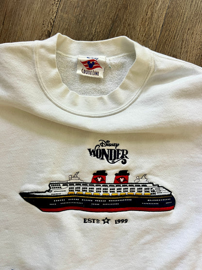 867 - White Embroidered DCL Wonder 1999 Crewneck - L