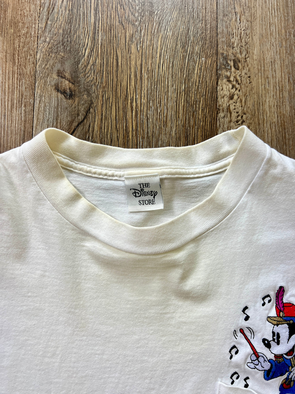 115 -White Embroidered Conductor Mickey Pocket Tee - L