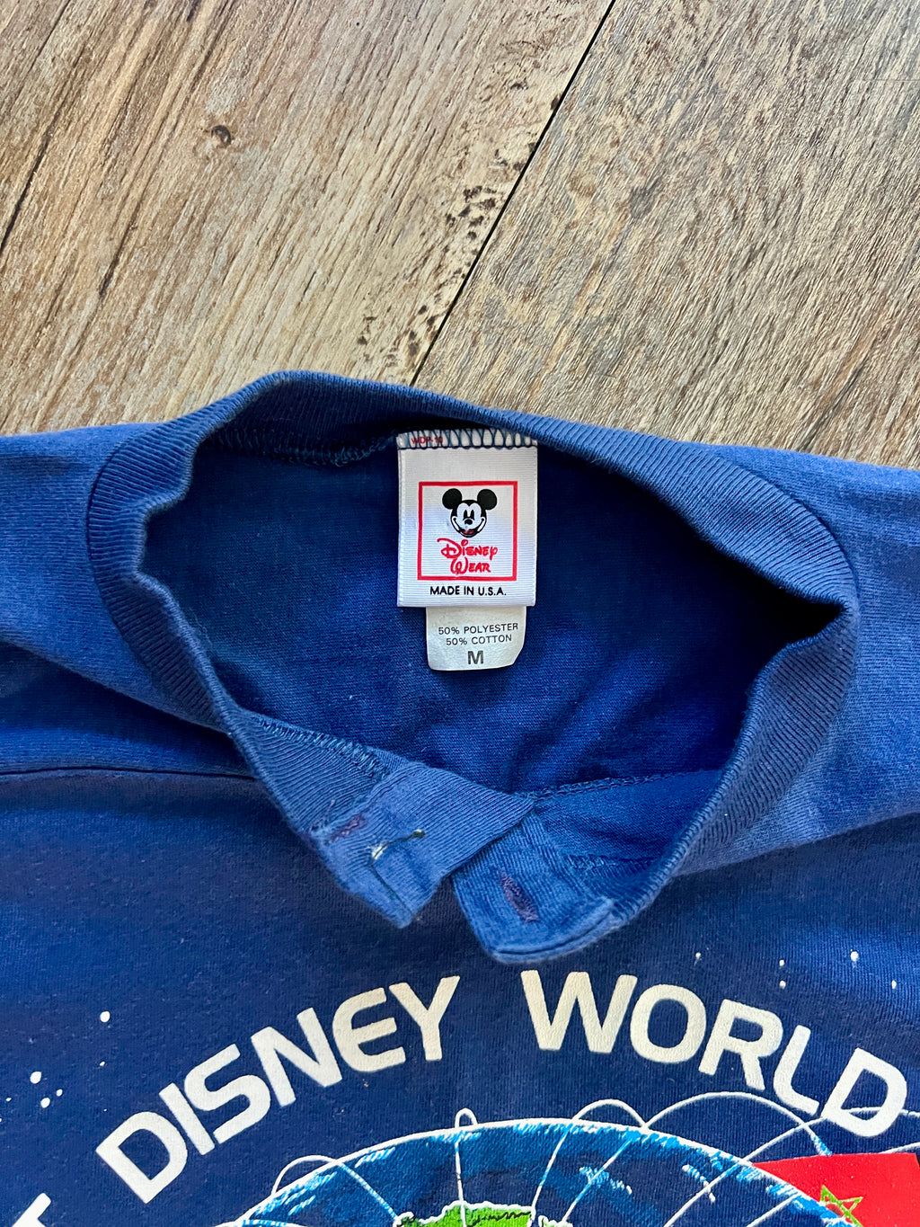 890 -Navy WDW EPCOT Center Nations Globe Shirt - M