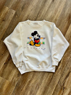 908 -White Genus Mickey Classics Applique Crewneck - M