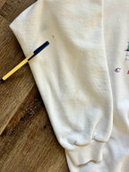 908 -White Genus Mickey Classics Applique Crewneck - M