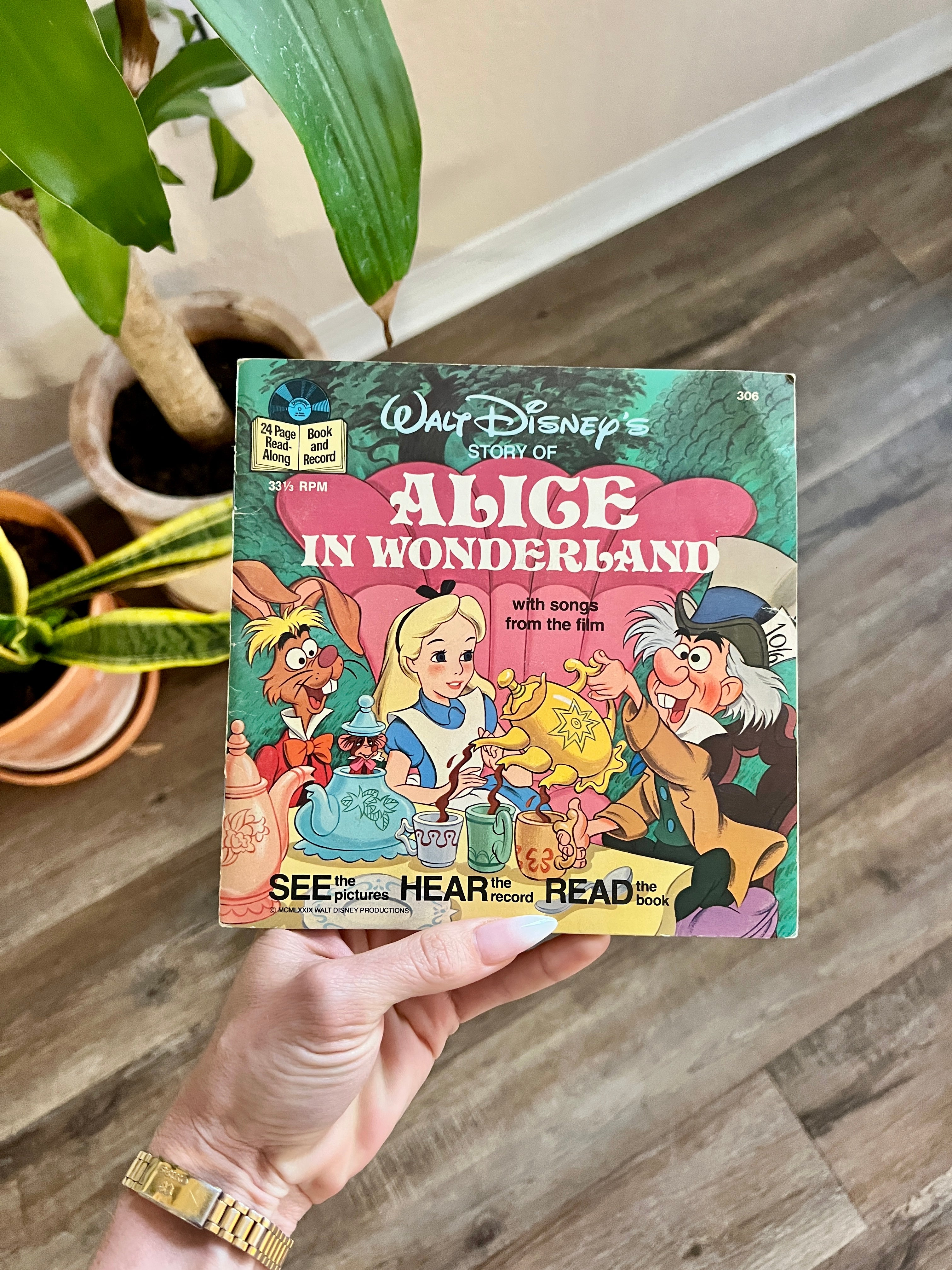 Alice in Wonderland Read Along Book & Record