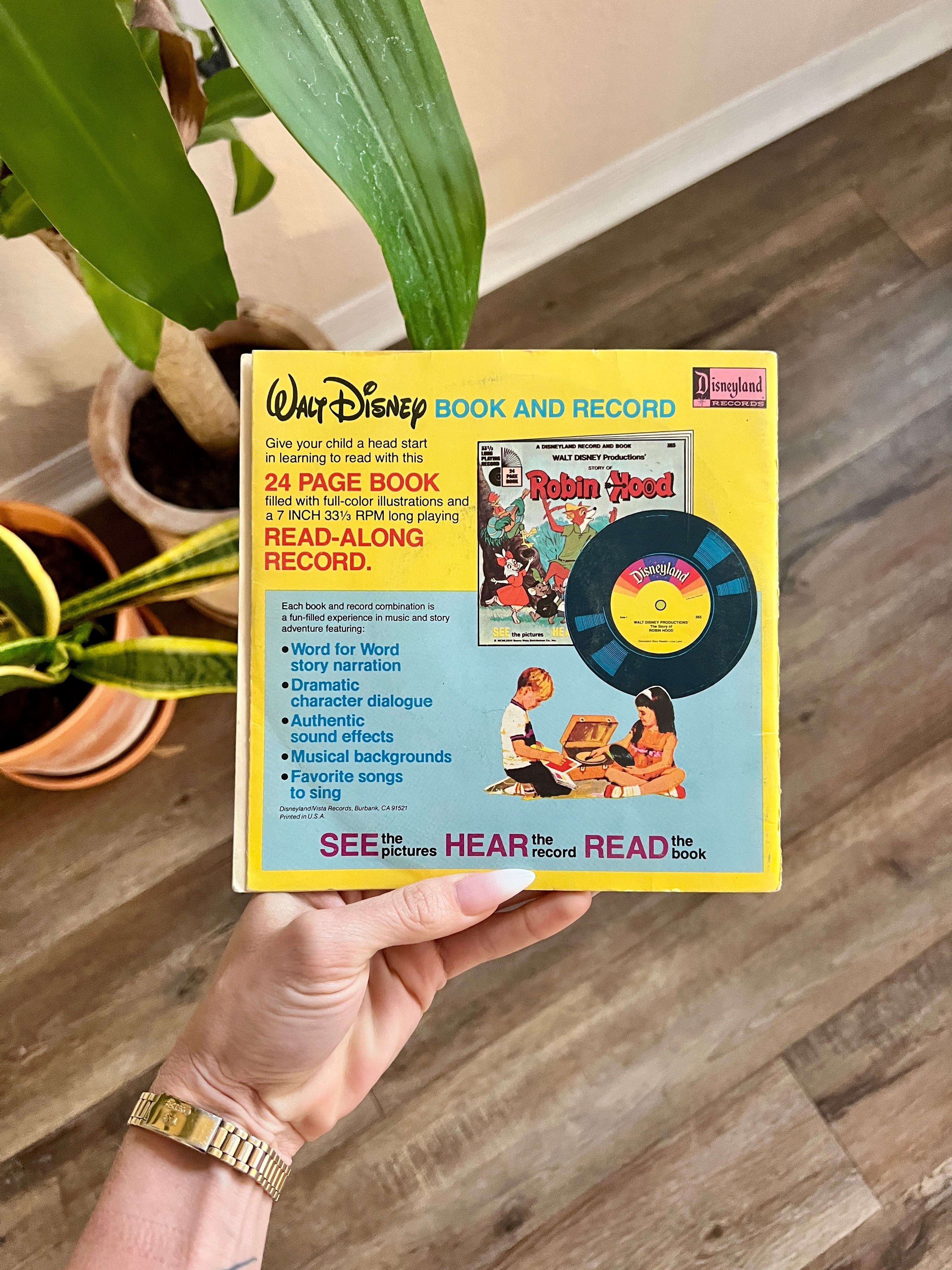 Alice in Wonderland Read Along Book & Record