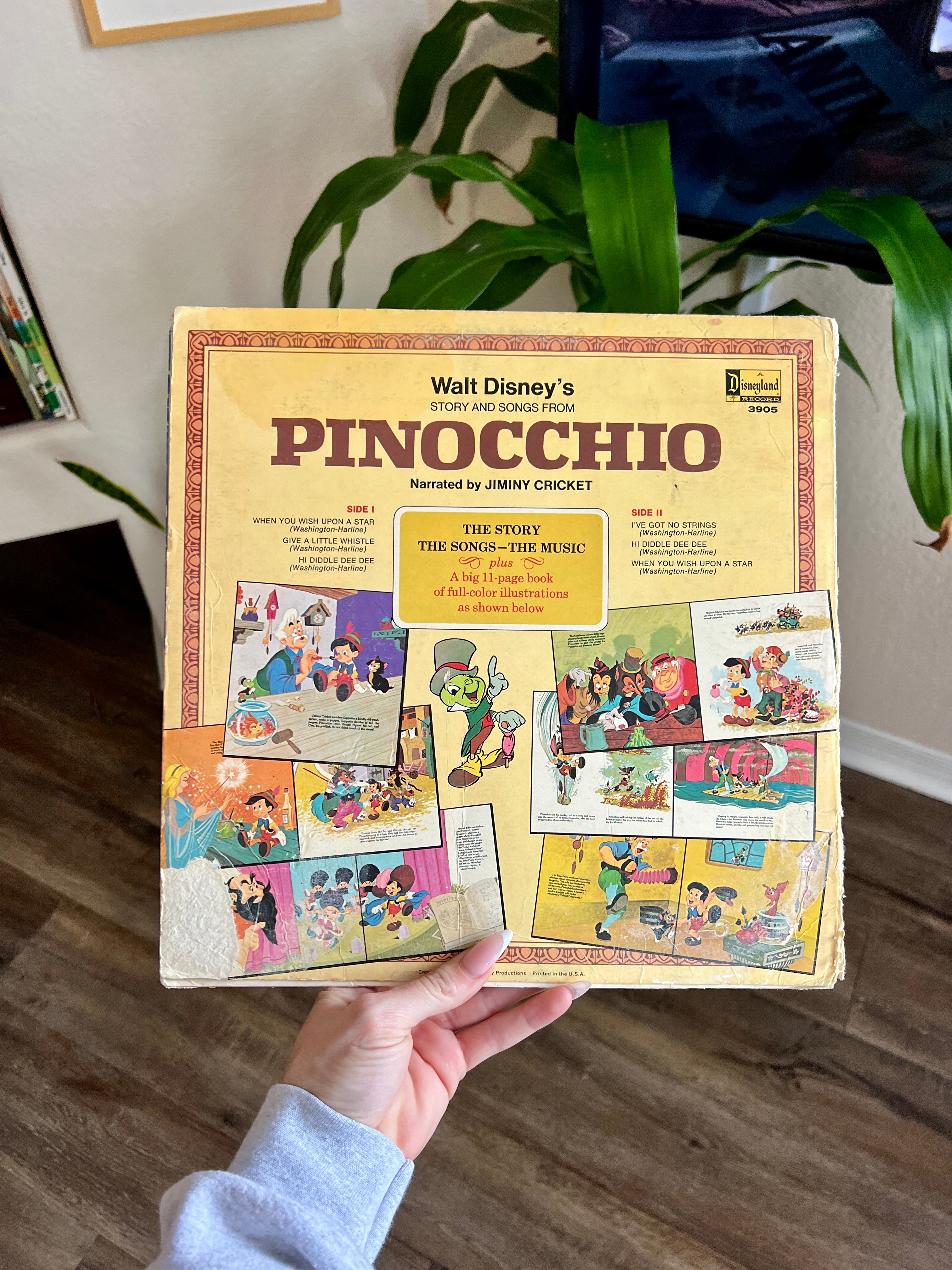 972 -Story & Songs from Pinocchio Vinyl Record 33