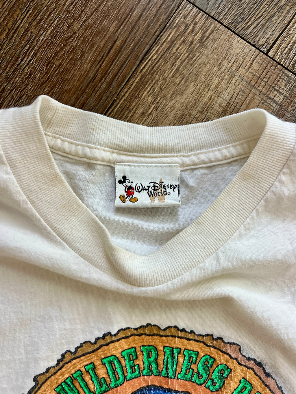 1271 - White Fort Wilderness Mickey Logo Shirt - L