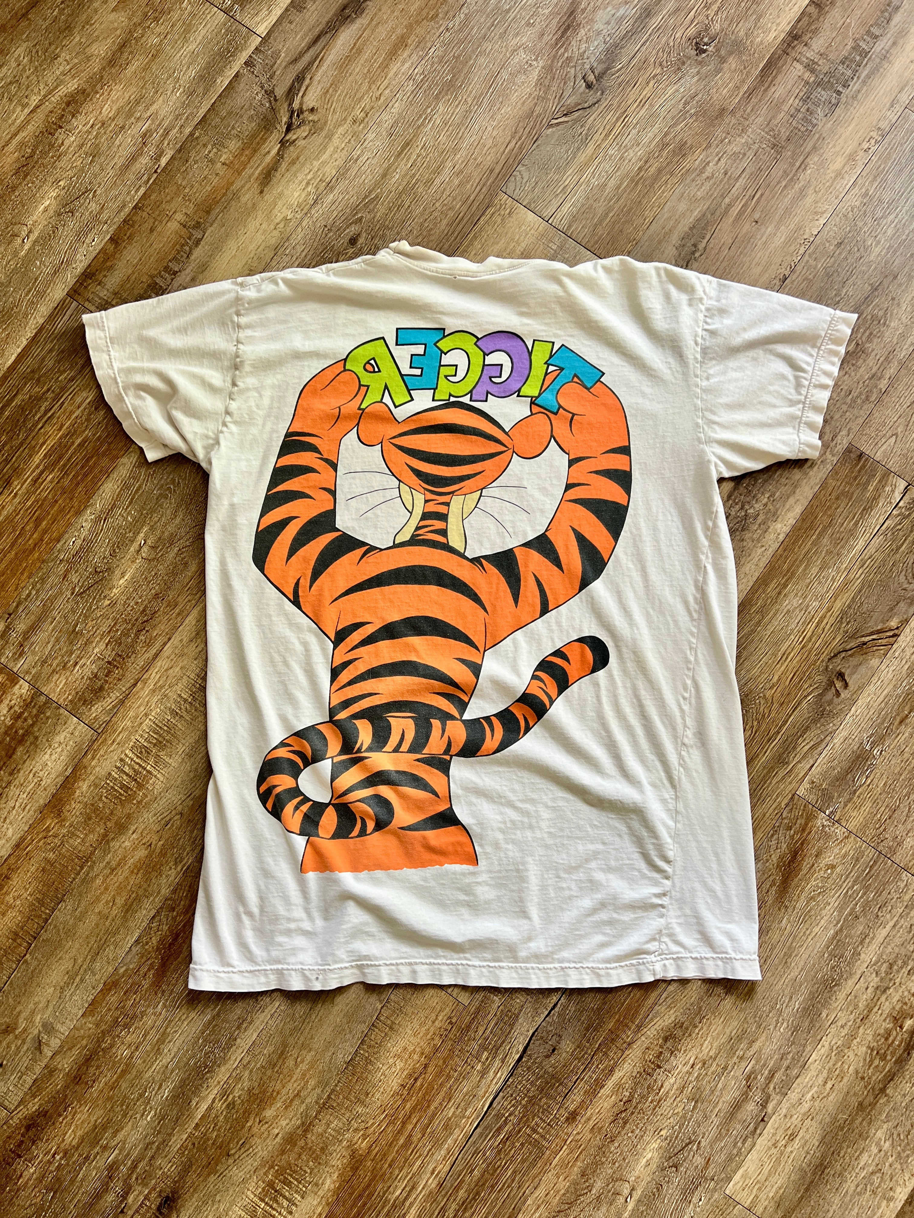 1272 - White Giant Tigger Letter Front & Back Hit Sleep Shirt - OSFA