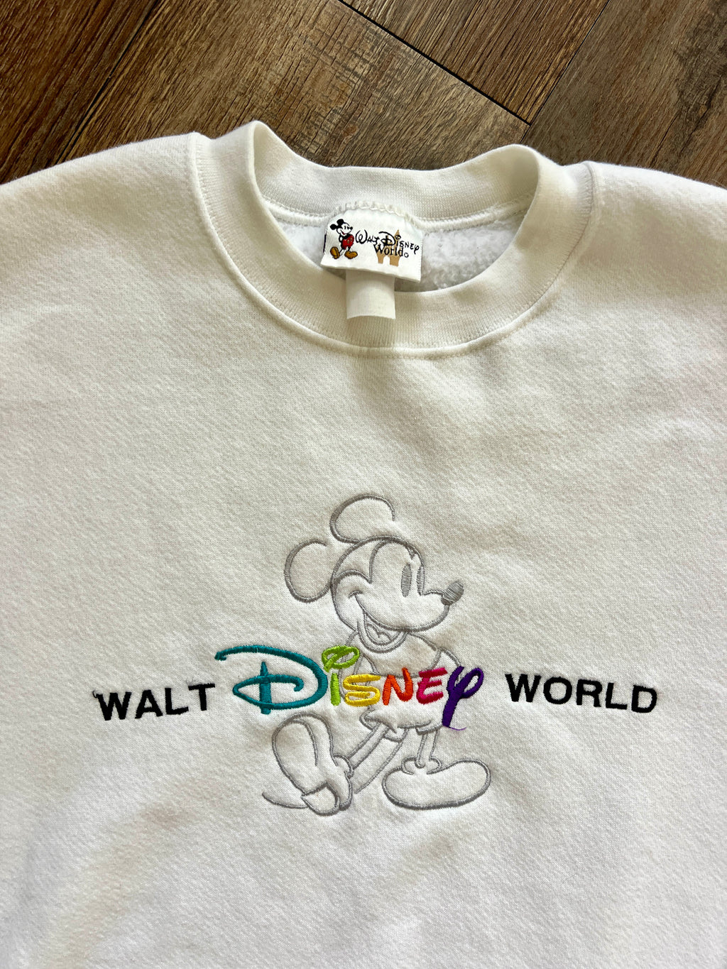 1273 - White Embroidered WDW Logo Mickey Crewneck - NT / S