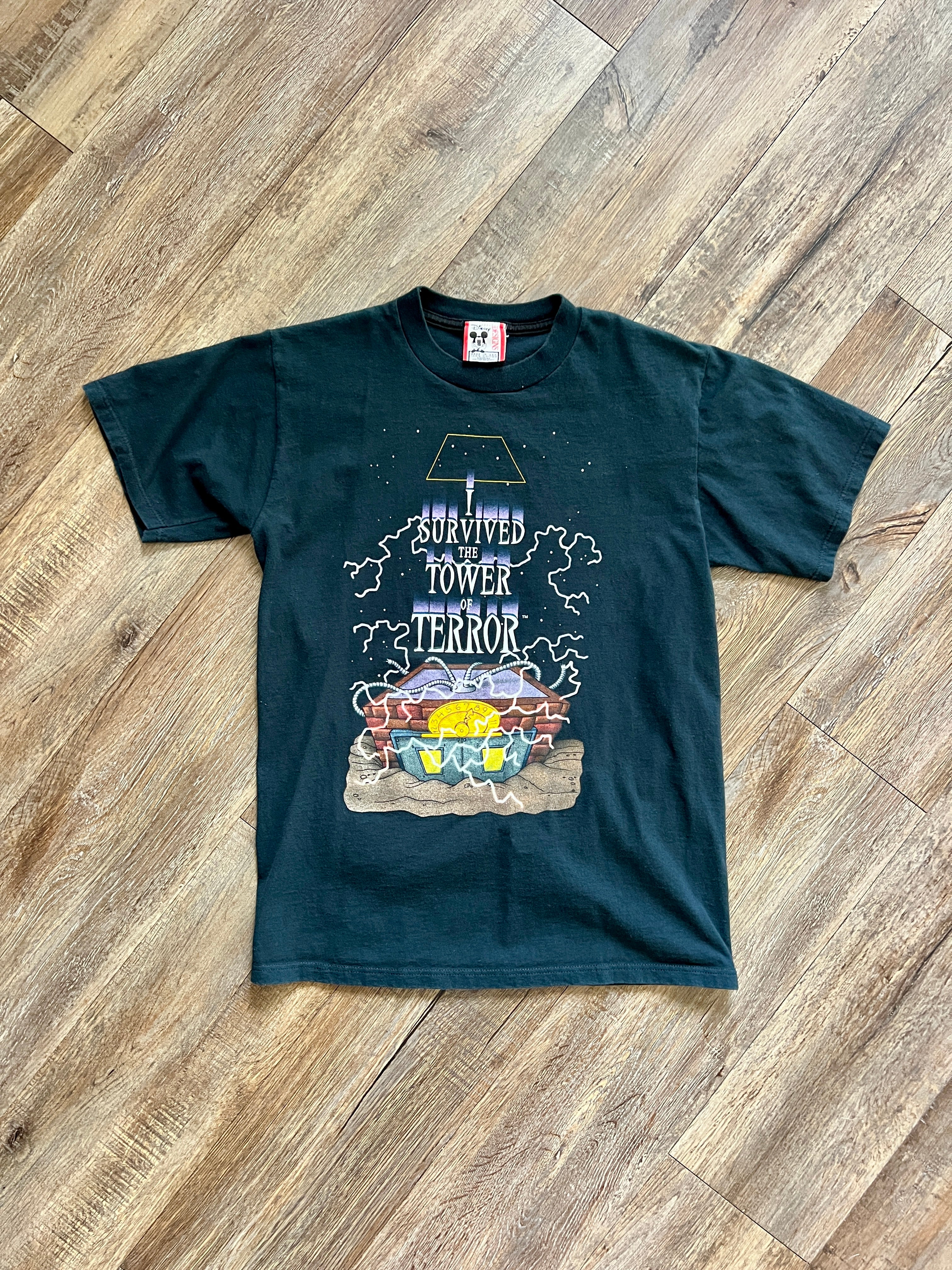1299 - Black I Survived Tower of Terror It's A Snap Font & Back Hit Shirt - M