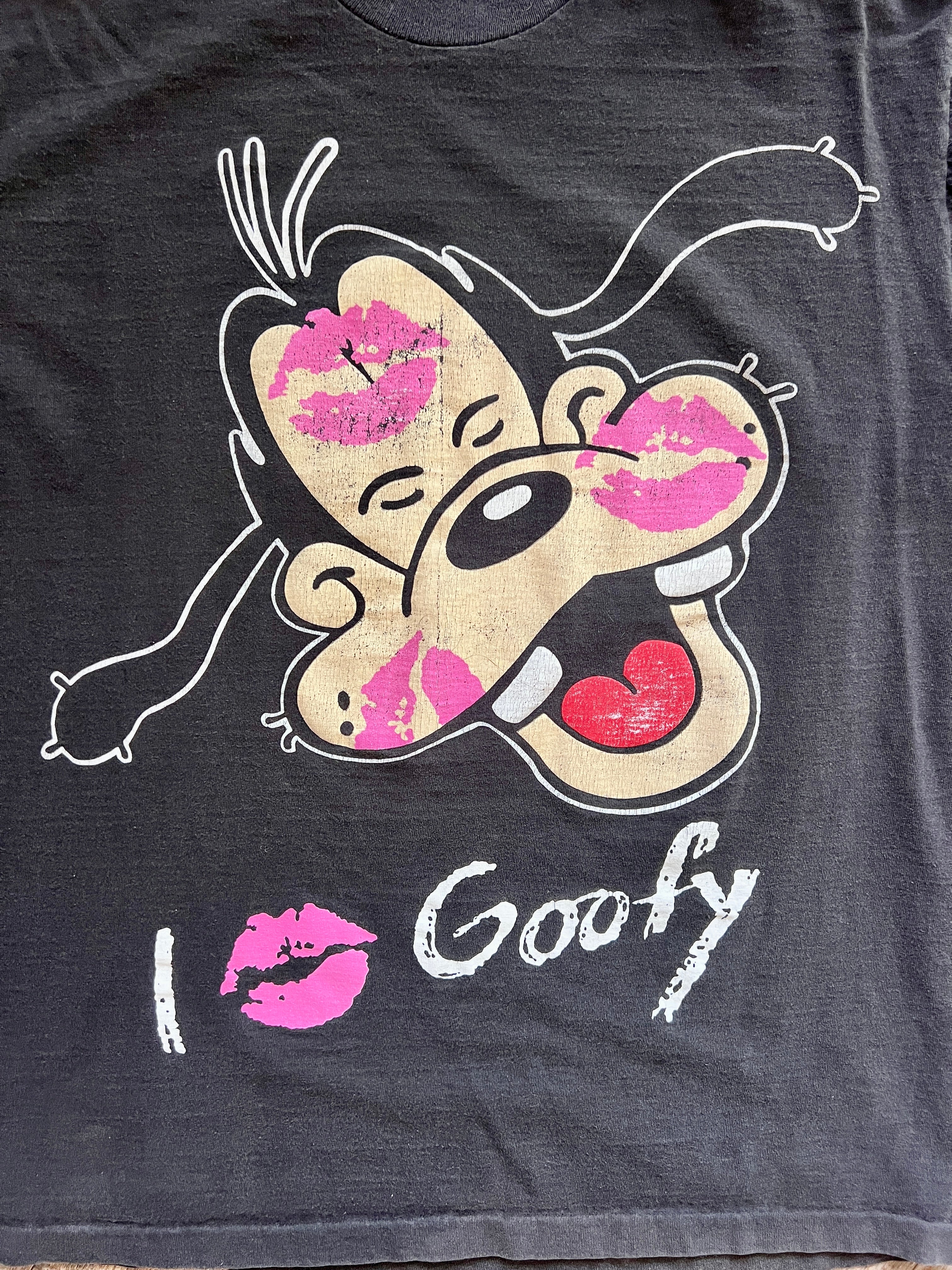 1301 - Black I 💋 Goofy Kisses Shirt - NT / L