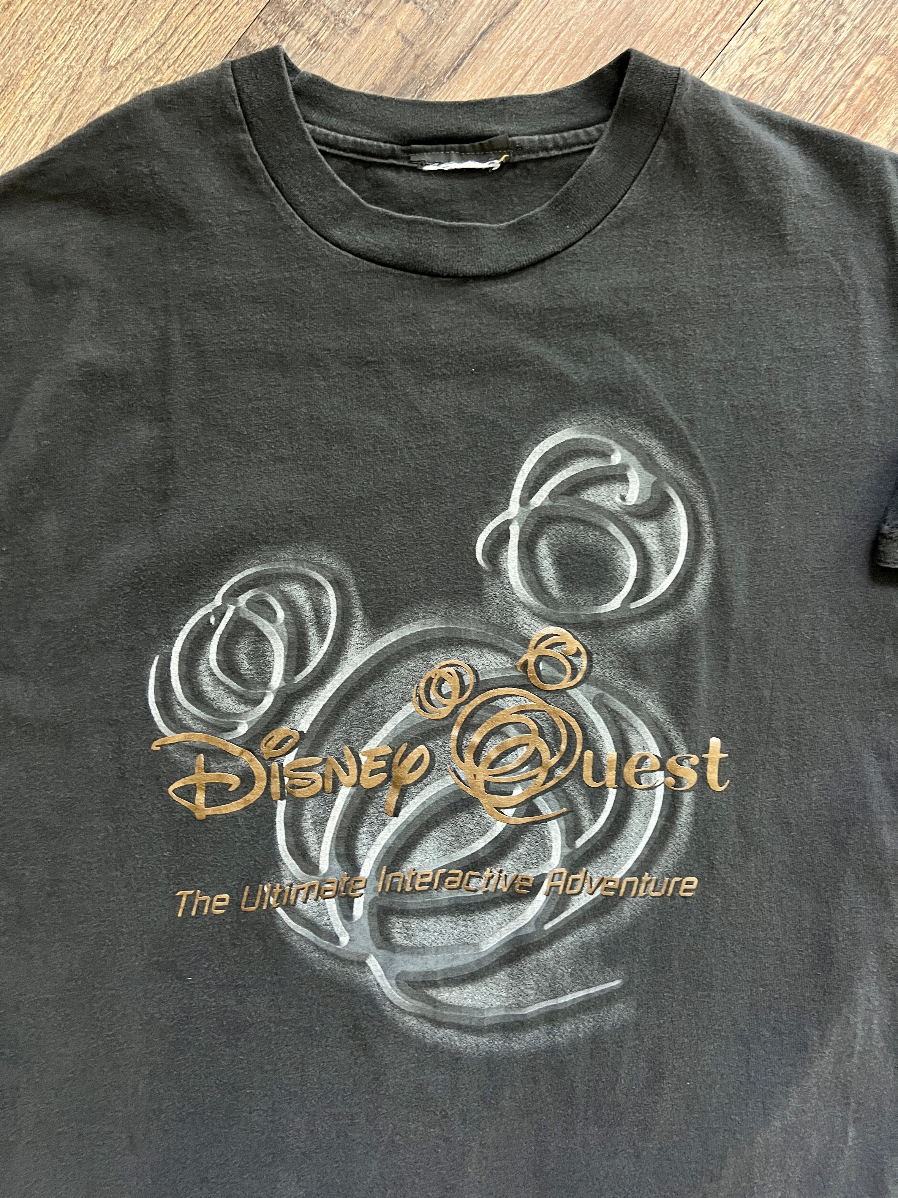 1302 - Black Disney Quest The Ultimate Interactive Adventure Logo Shirt - NT / M