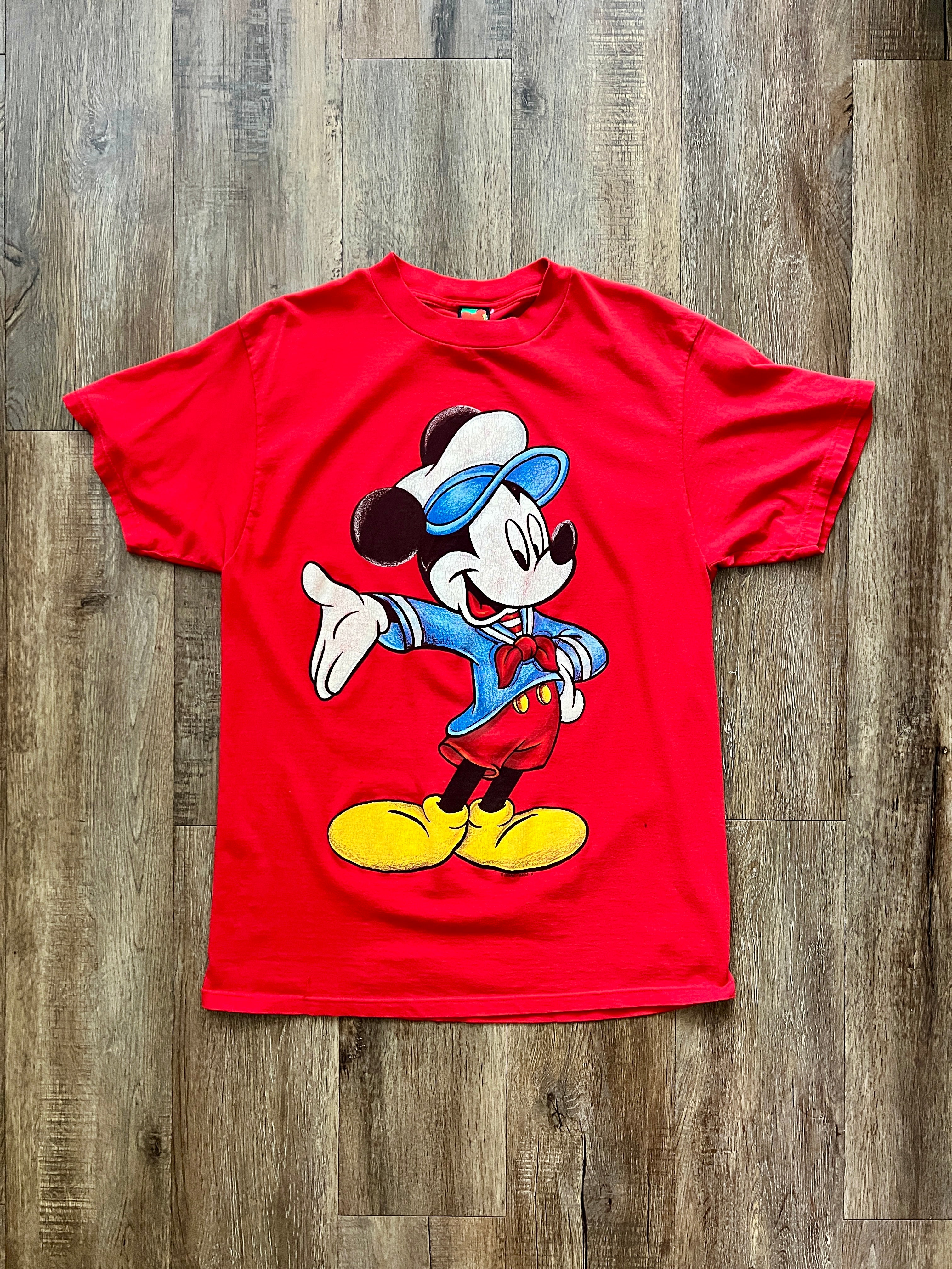 336 -Red Giant Captain Mickey Wave Shirt - XL