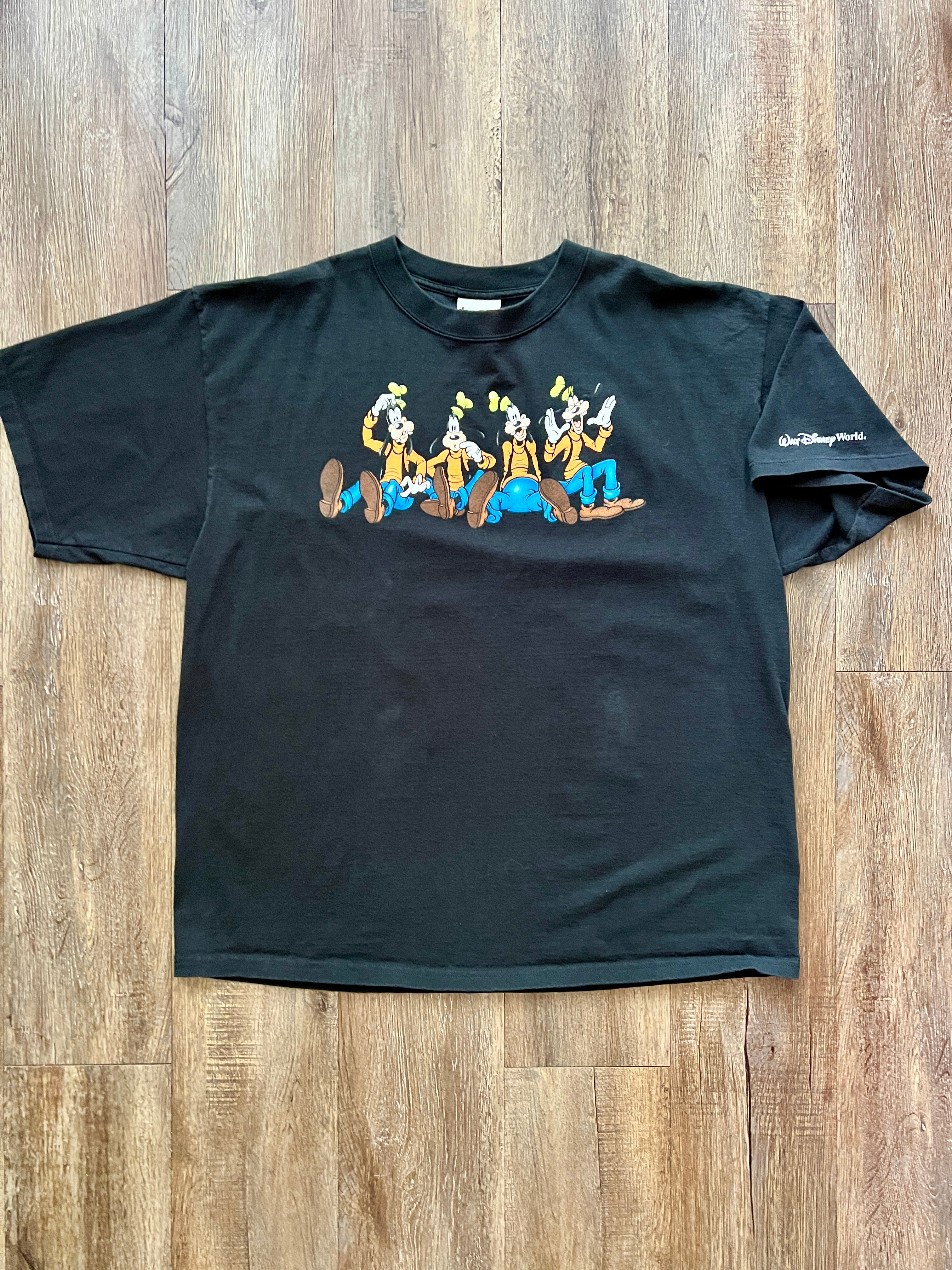 327 -Black Sitting Goofy WDW Shirt - 2X
