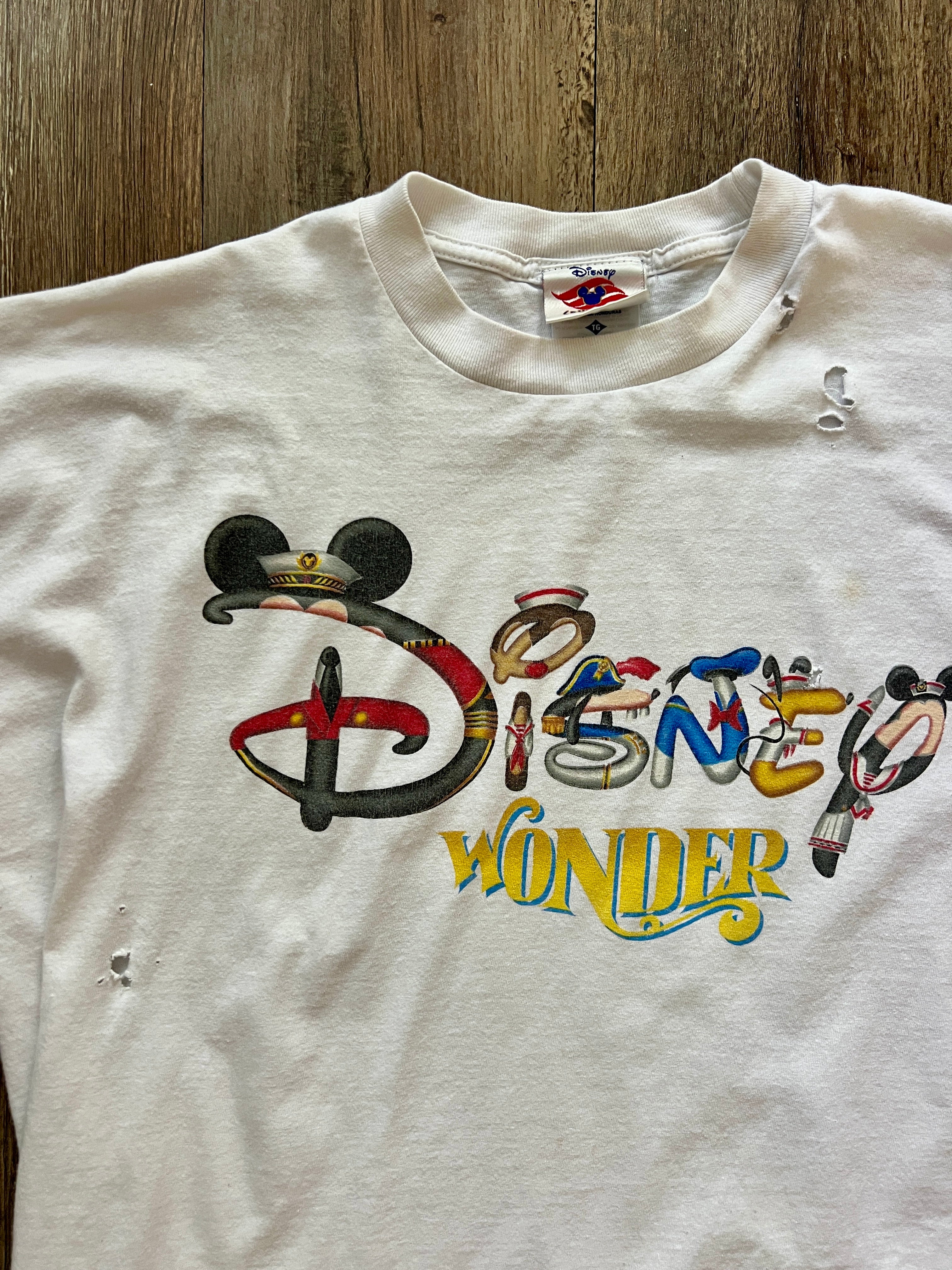 356 -Disney Wonder Character Letter Shirt - XL