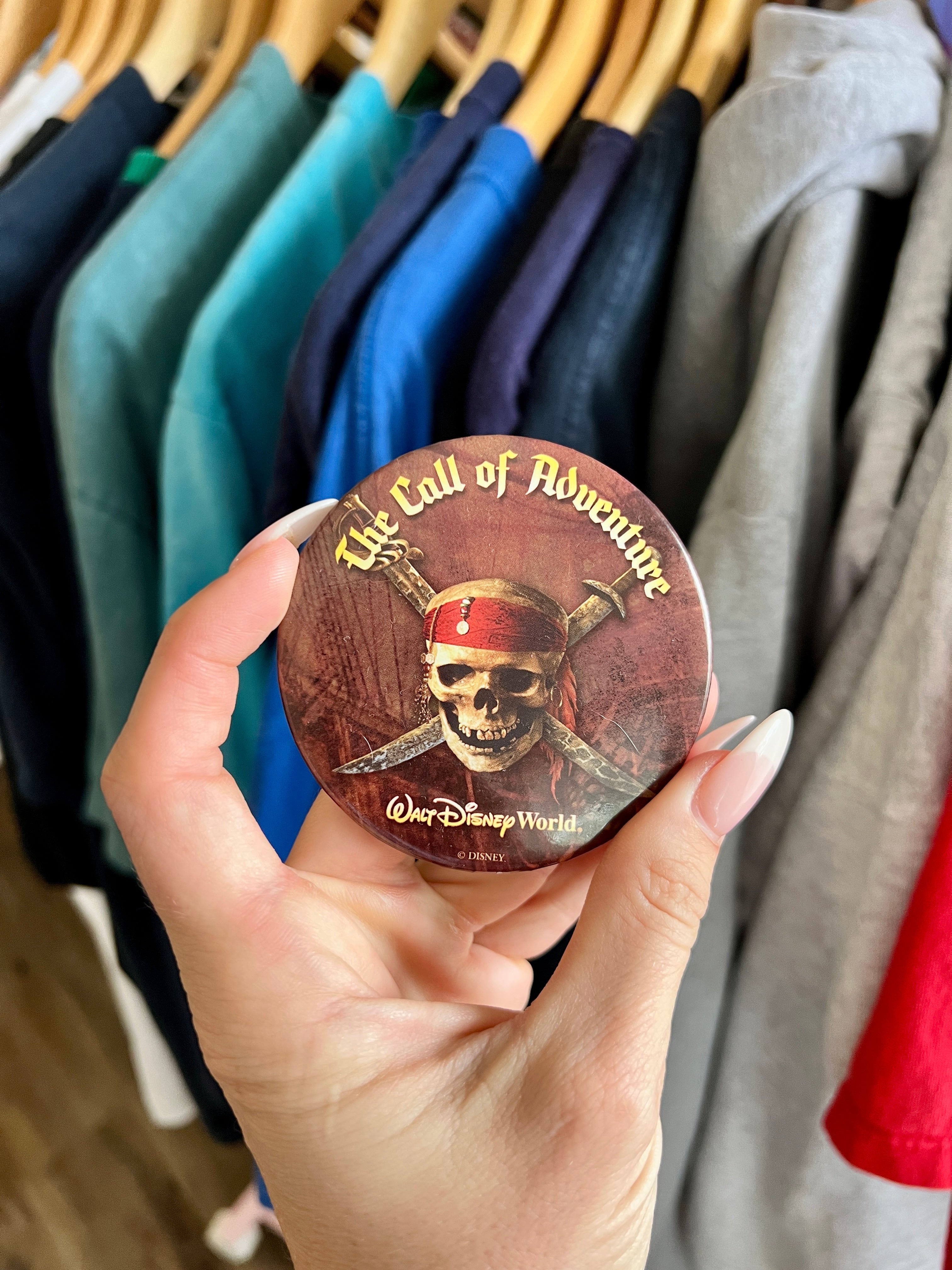 360 -Pirates of the Caribbean The Call of Adventure Button