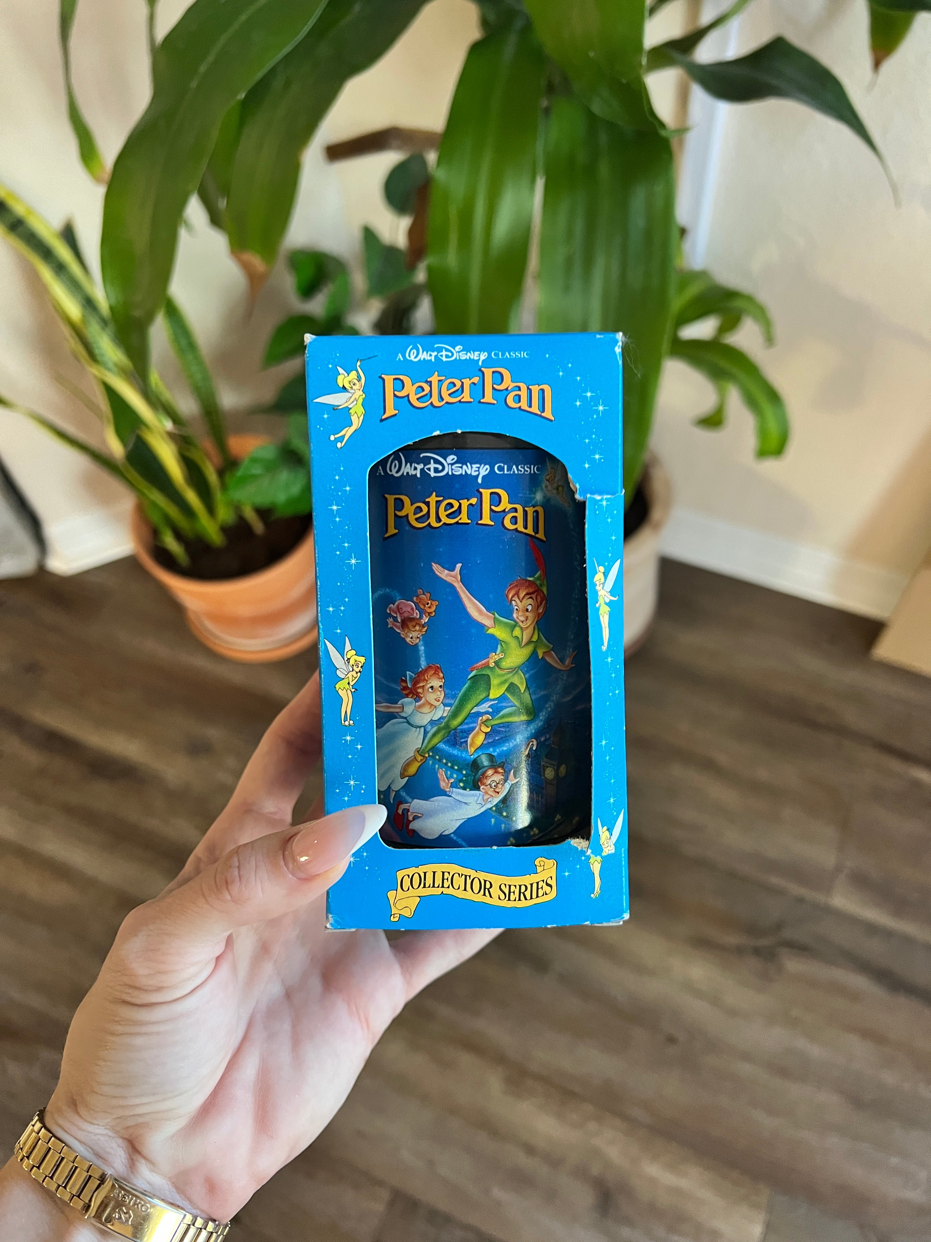 945 - Disney Collector Series Cups