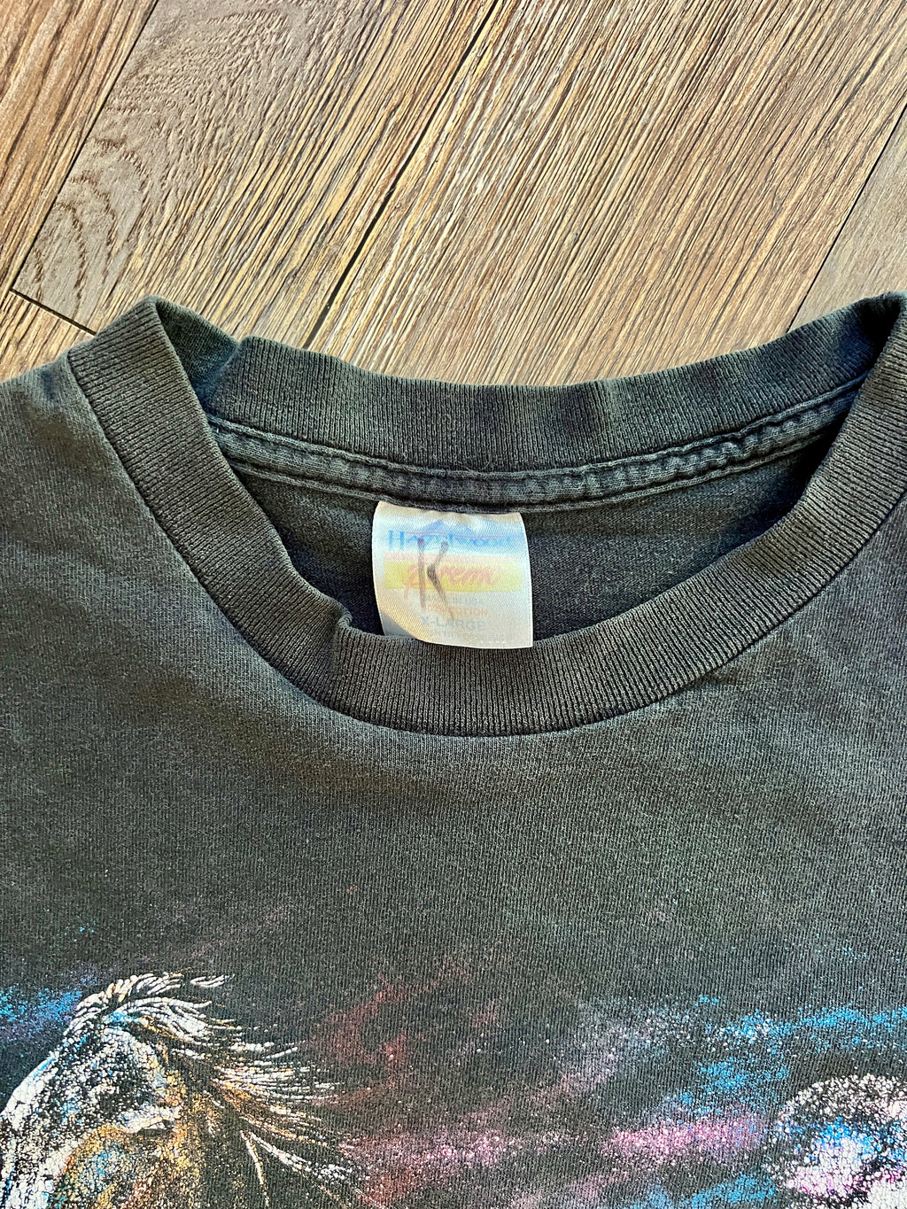1367 - Black Wraparound Running Horses Desert Scene Shirt - XL