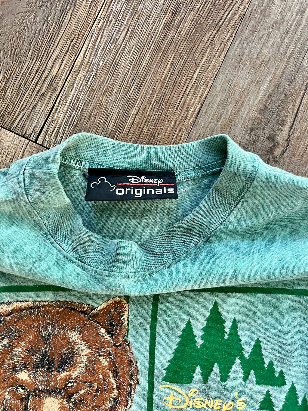 1369 - Green Tie-Dye Wilderness Lodge 4 Square Animal Logo Shirt - OSFA