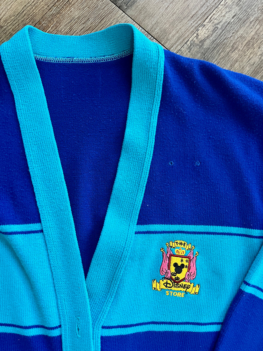 1339 - Blue & Teal The Disney Store Cast Member Sweater No Tag - NT / L