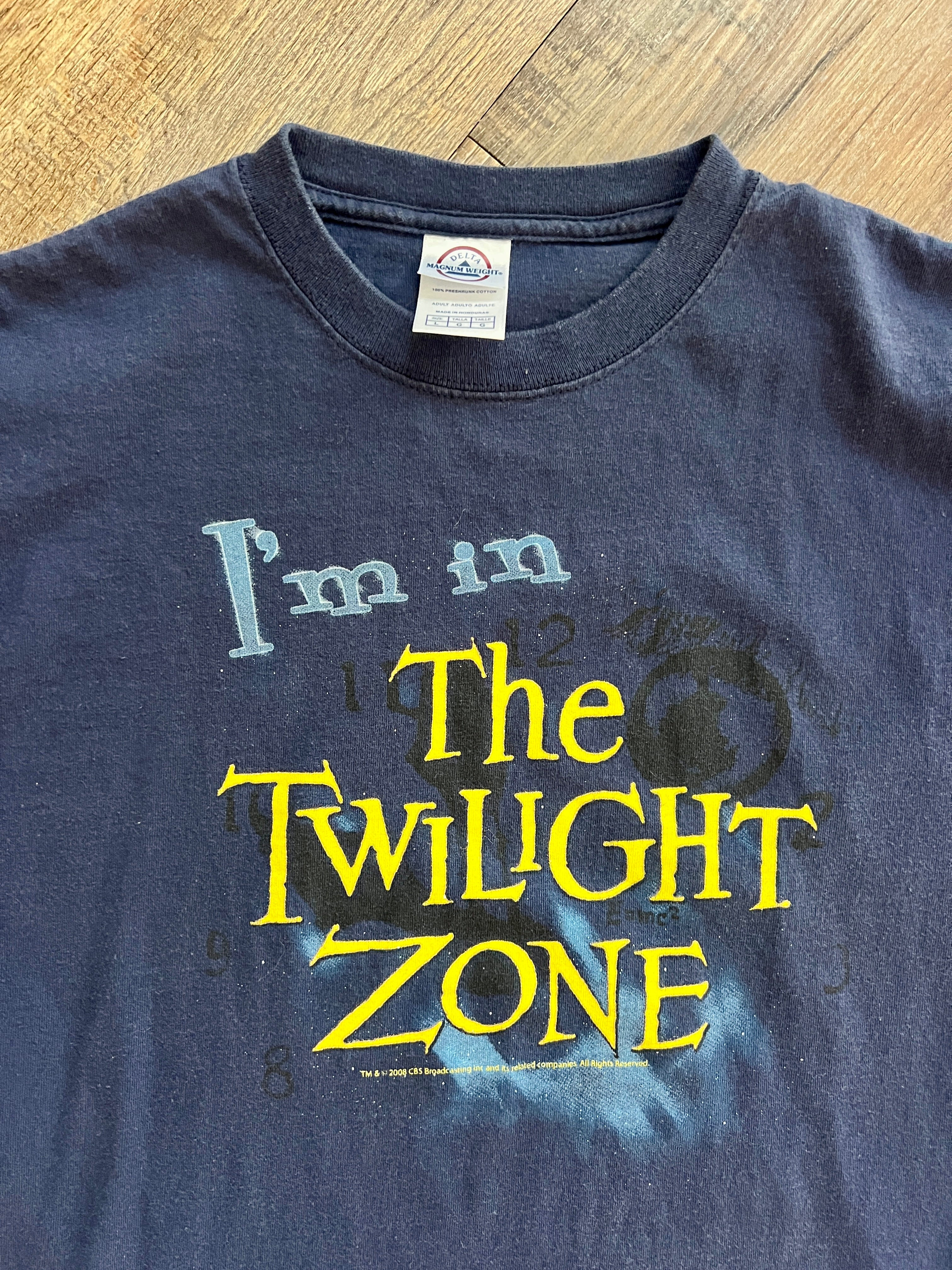 1341 - Navy I'm in the Twilight Zone Shirt - L
