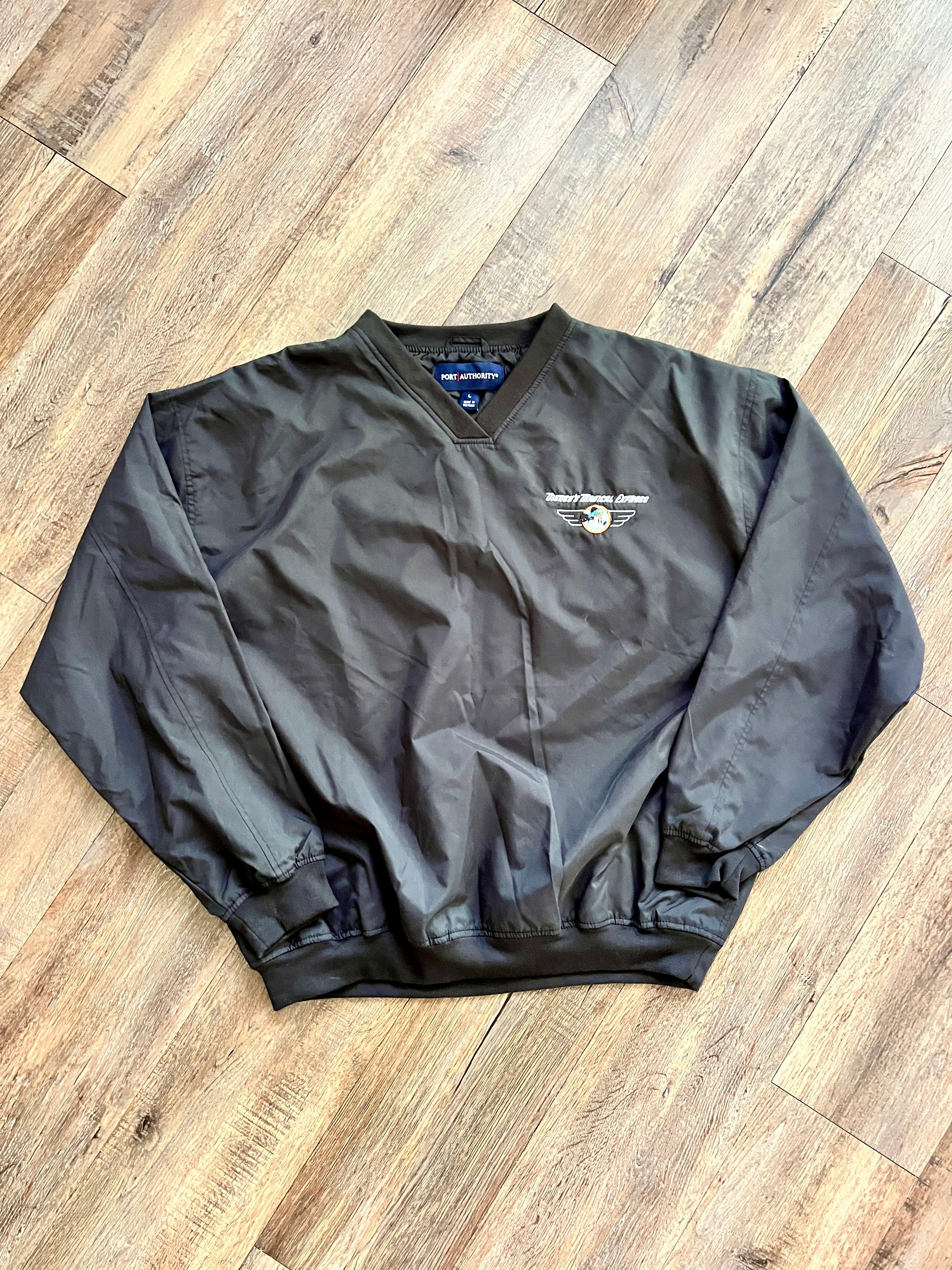 1358 - Black Disney's Magical Express Cast Member Pullover - L