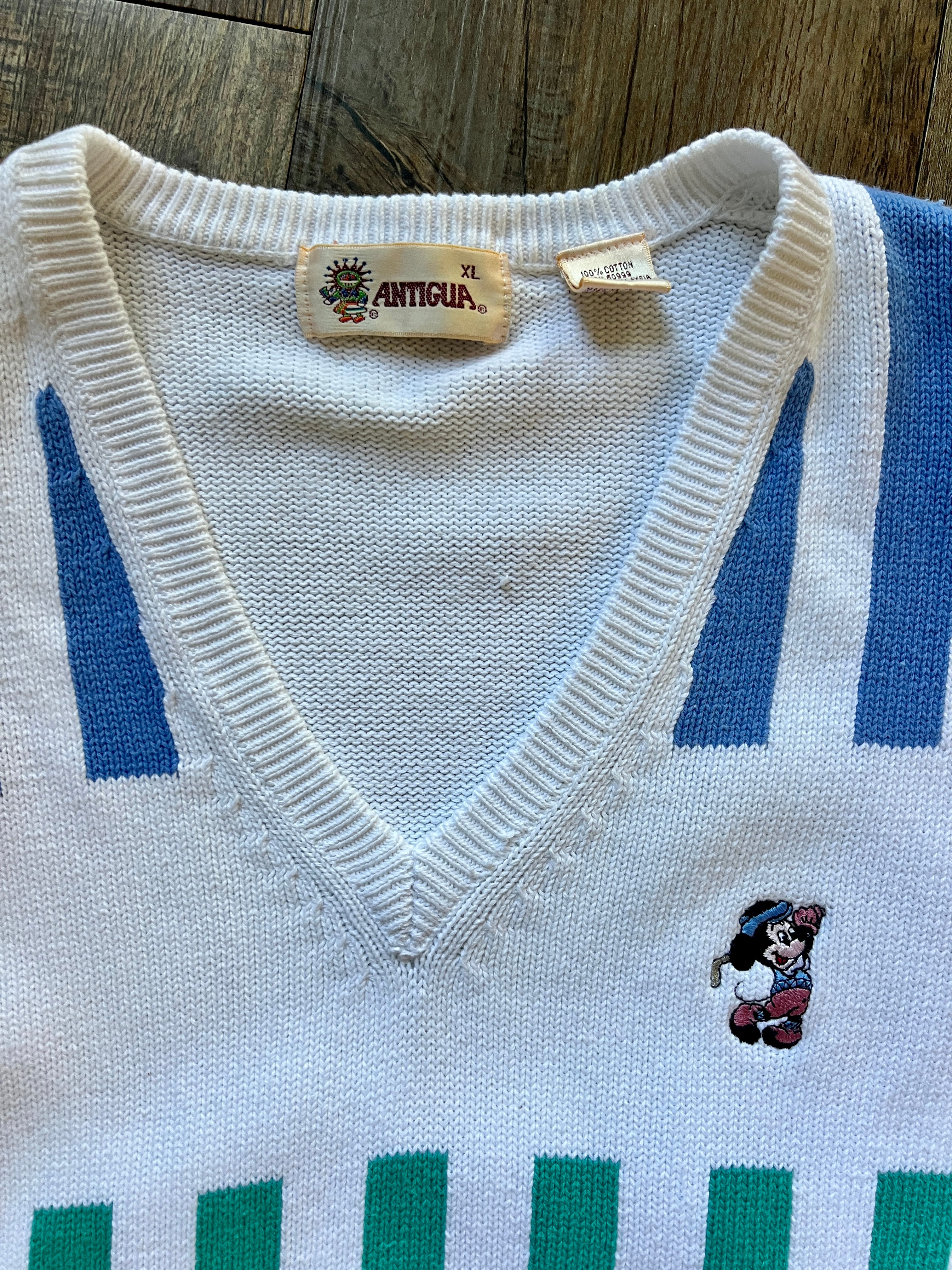 985 -White, Red, Green, & Blue Stripe Embroidered Golfing Mickey Antigua Golf Sweater - XL